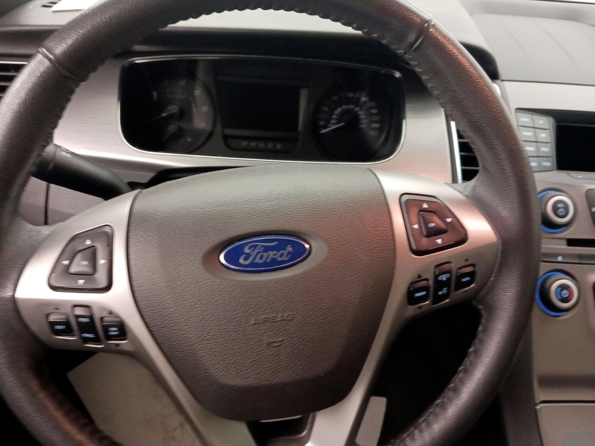 Thumbnail: 2018 Ford Taurus - 10