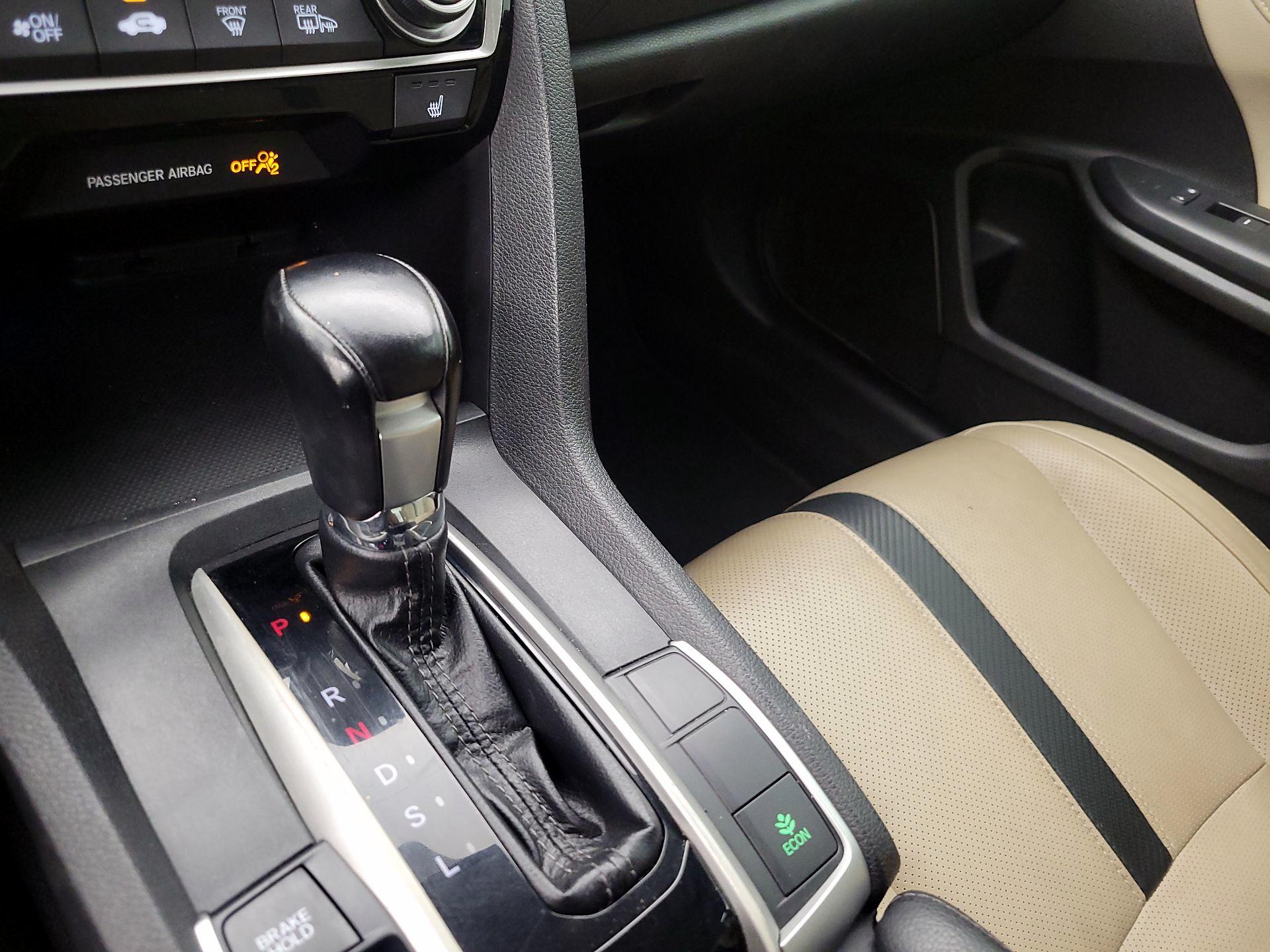 Thumbnail: 2017 Honda Civic - 17