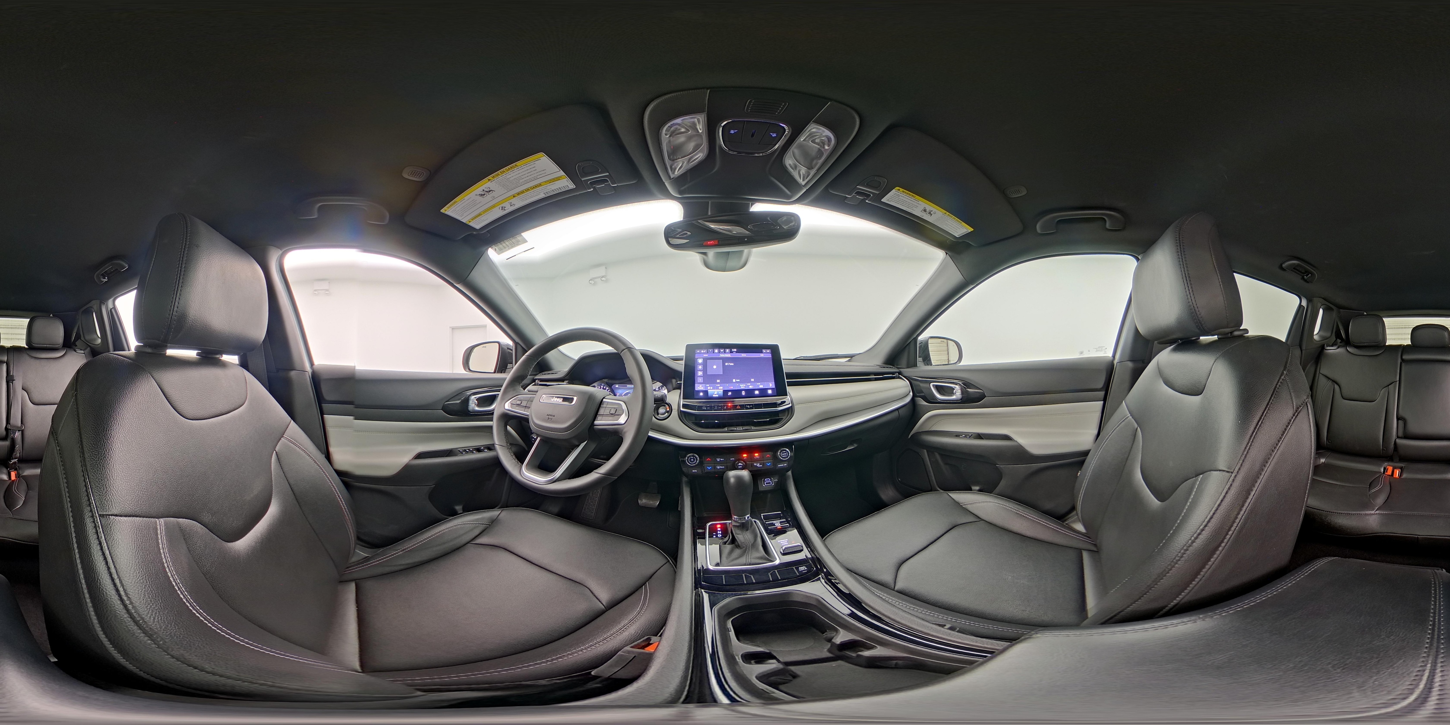 2025 Jeep Compass Limited - Photo 24