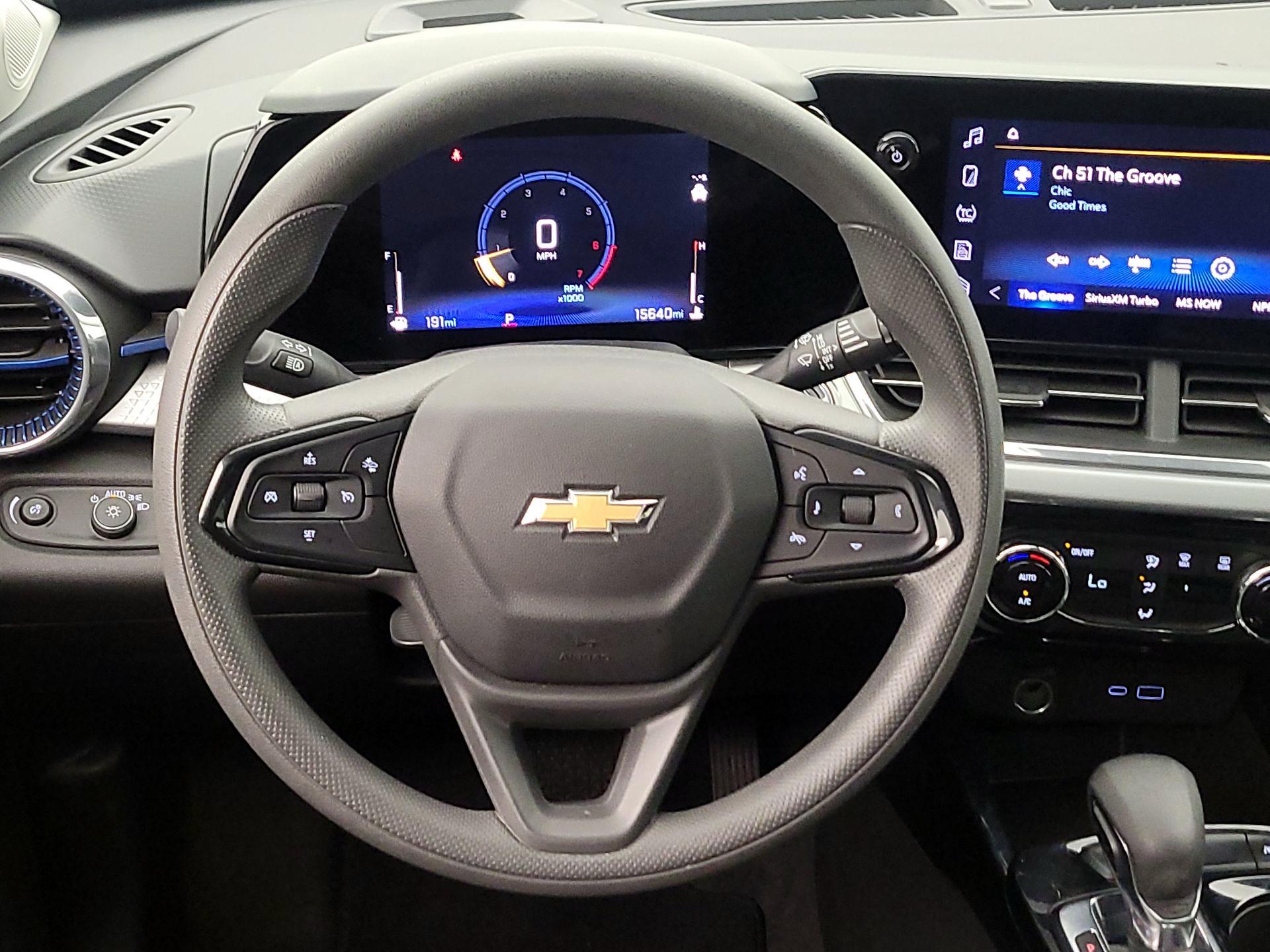 Thumbnail: 2025 Chevrolet Trax - 10