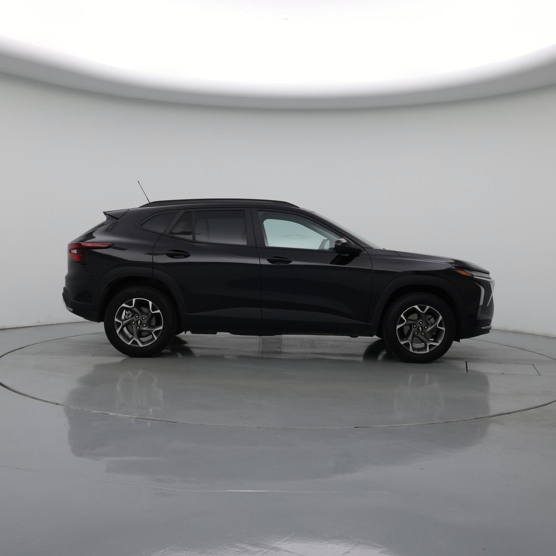 Thumbnail: 2025 Chevrolet Trax - 7
