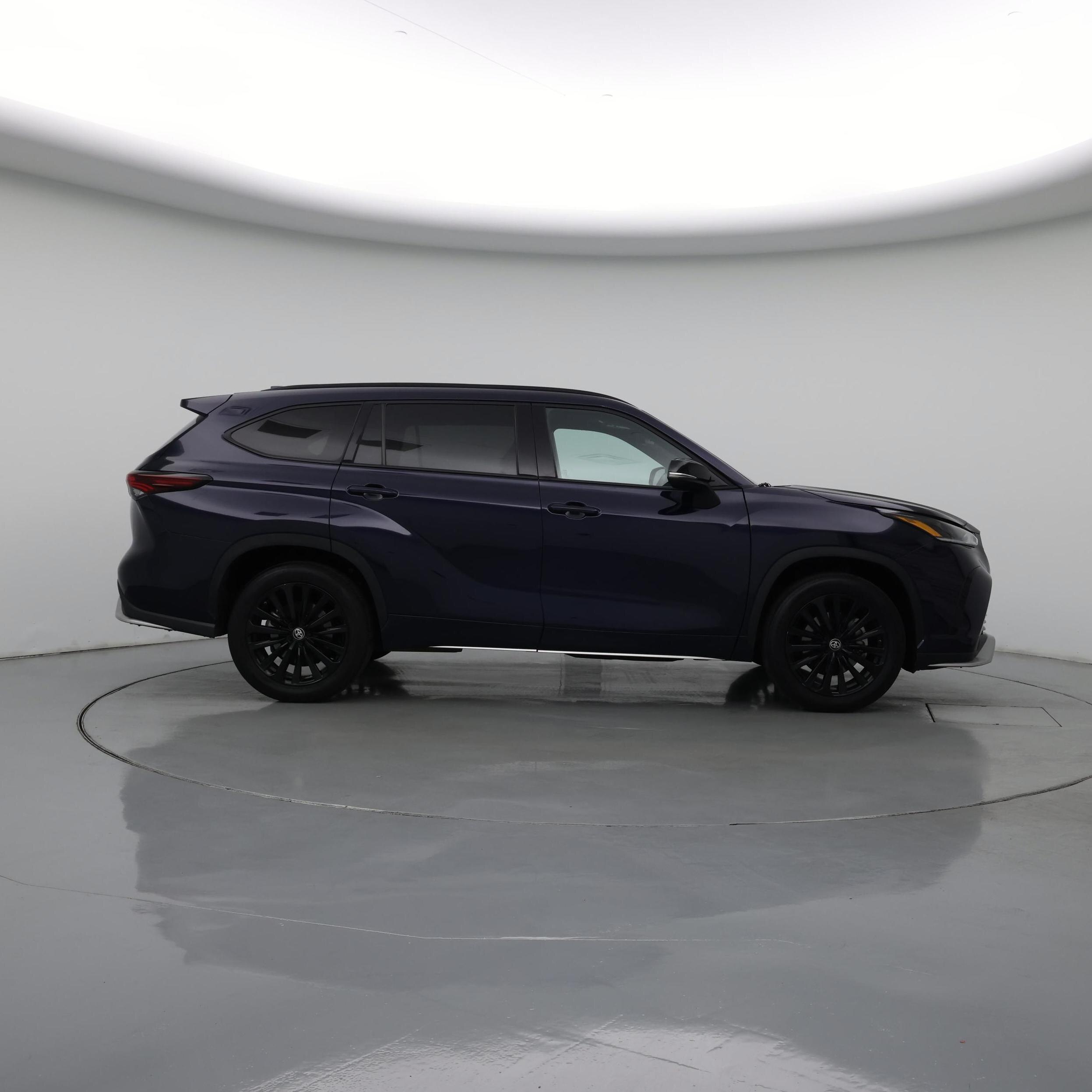 Thumbnail: 2025 Toyota Highlander - 7