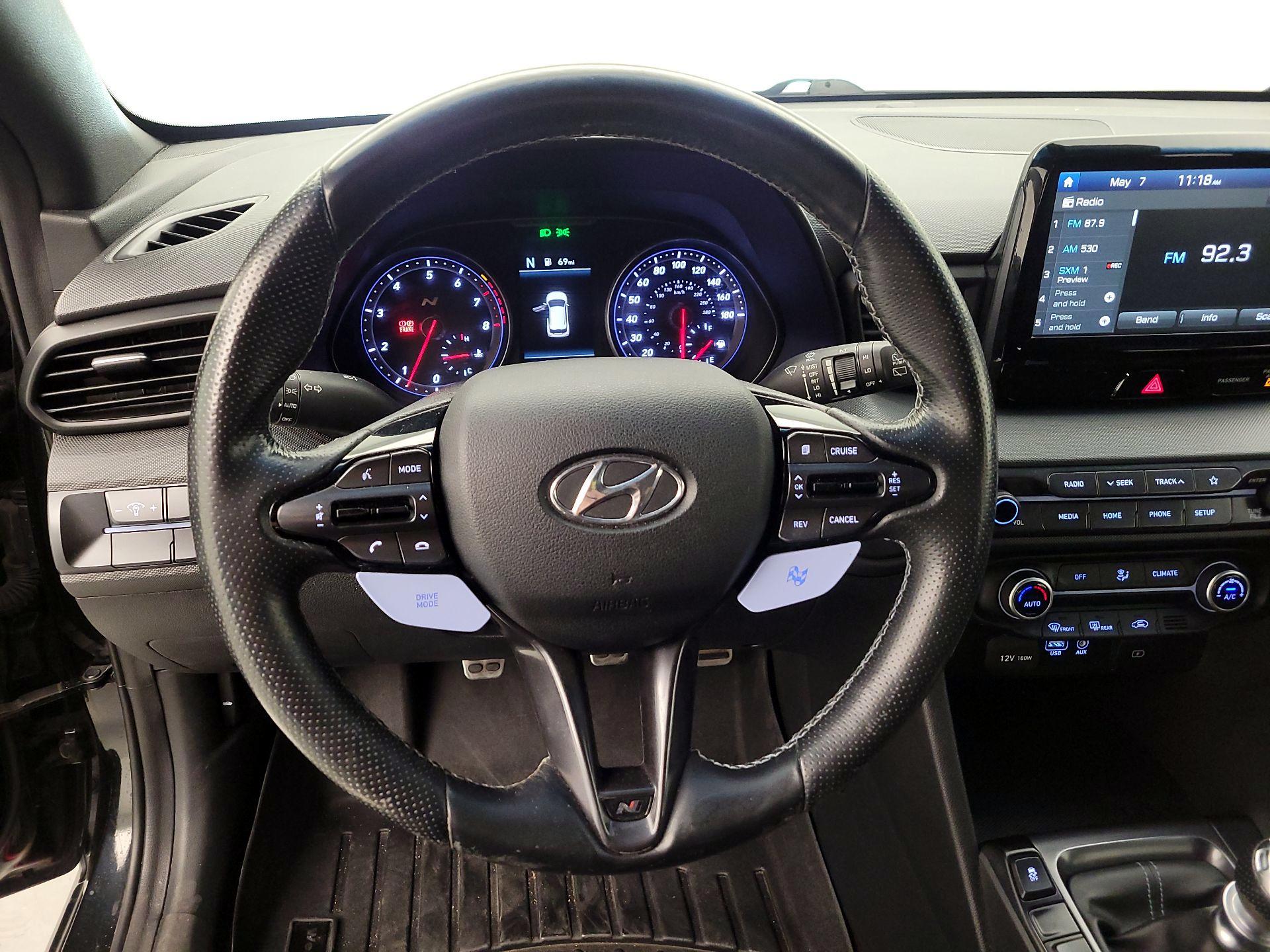 Thumbnail: 2020 Hyundai Veloster - 10