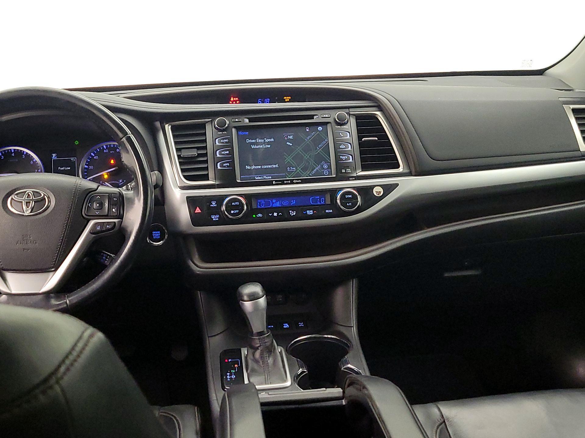 Thumbnail: 2018 Toyota Highlander - 9