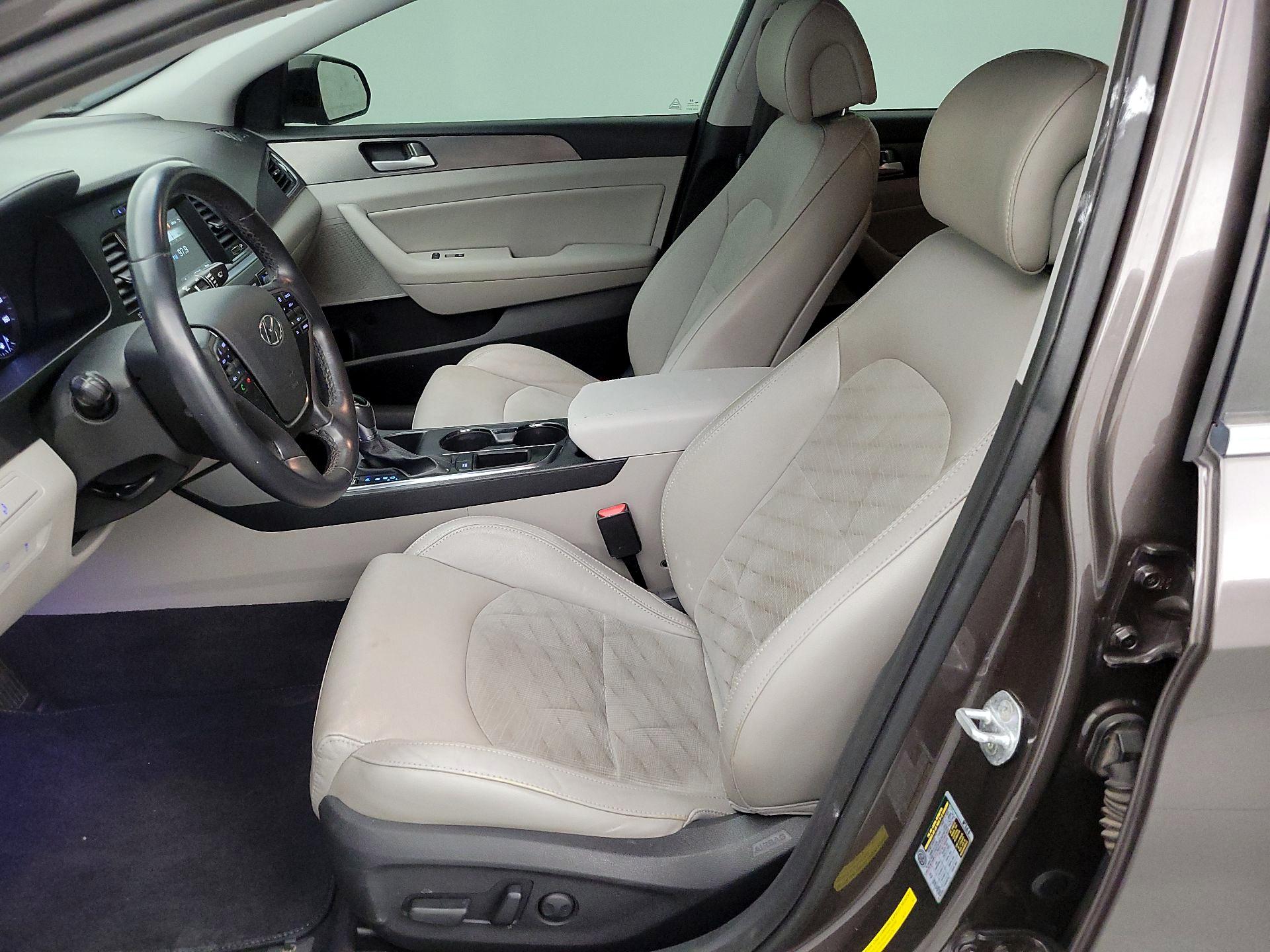 Thumbnail: 2016 Hyundai Sonata - 11