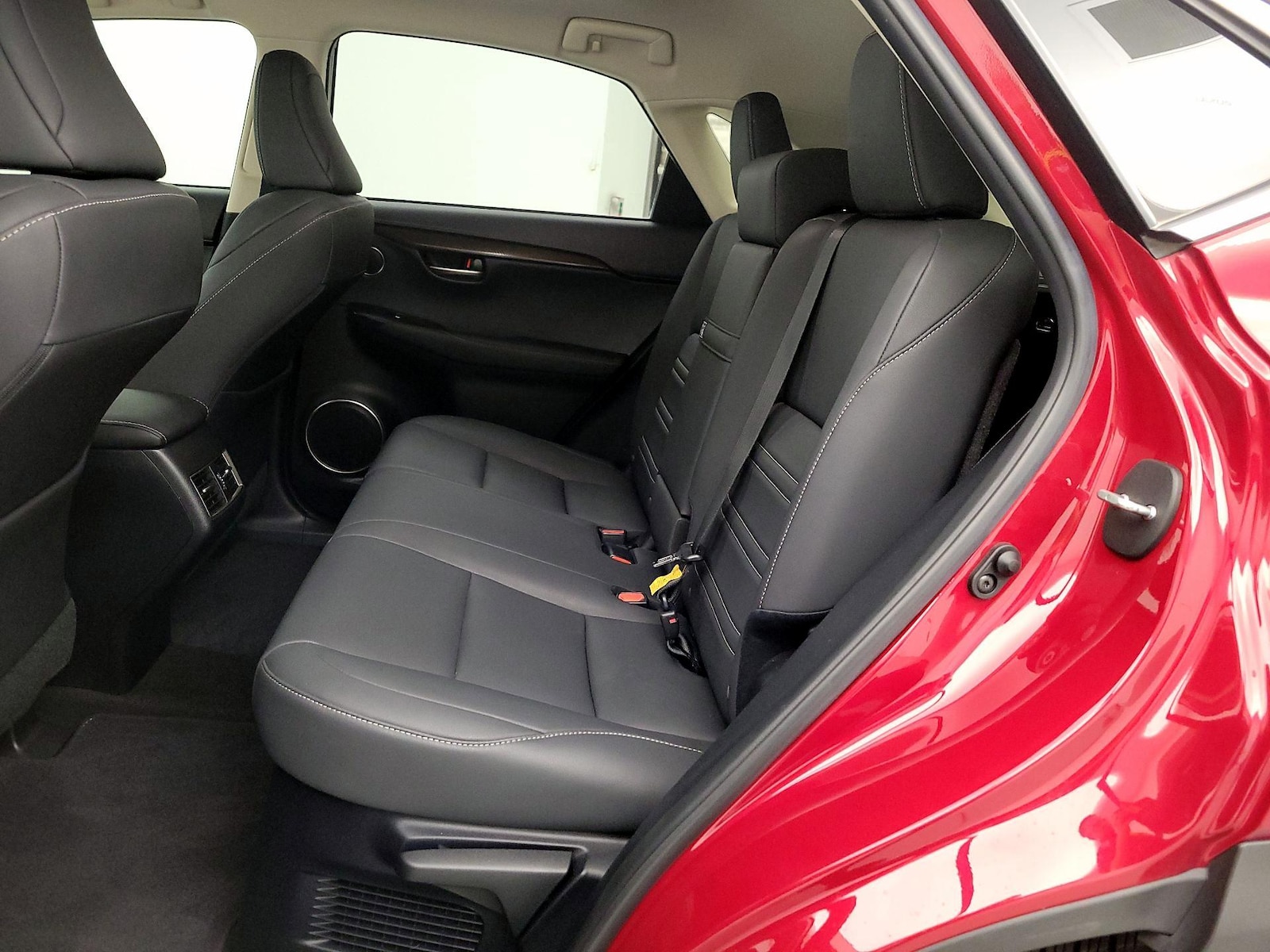 2021 Lexus NX Hybrid 300h - Photo 21
