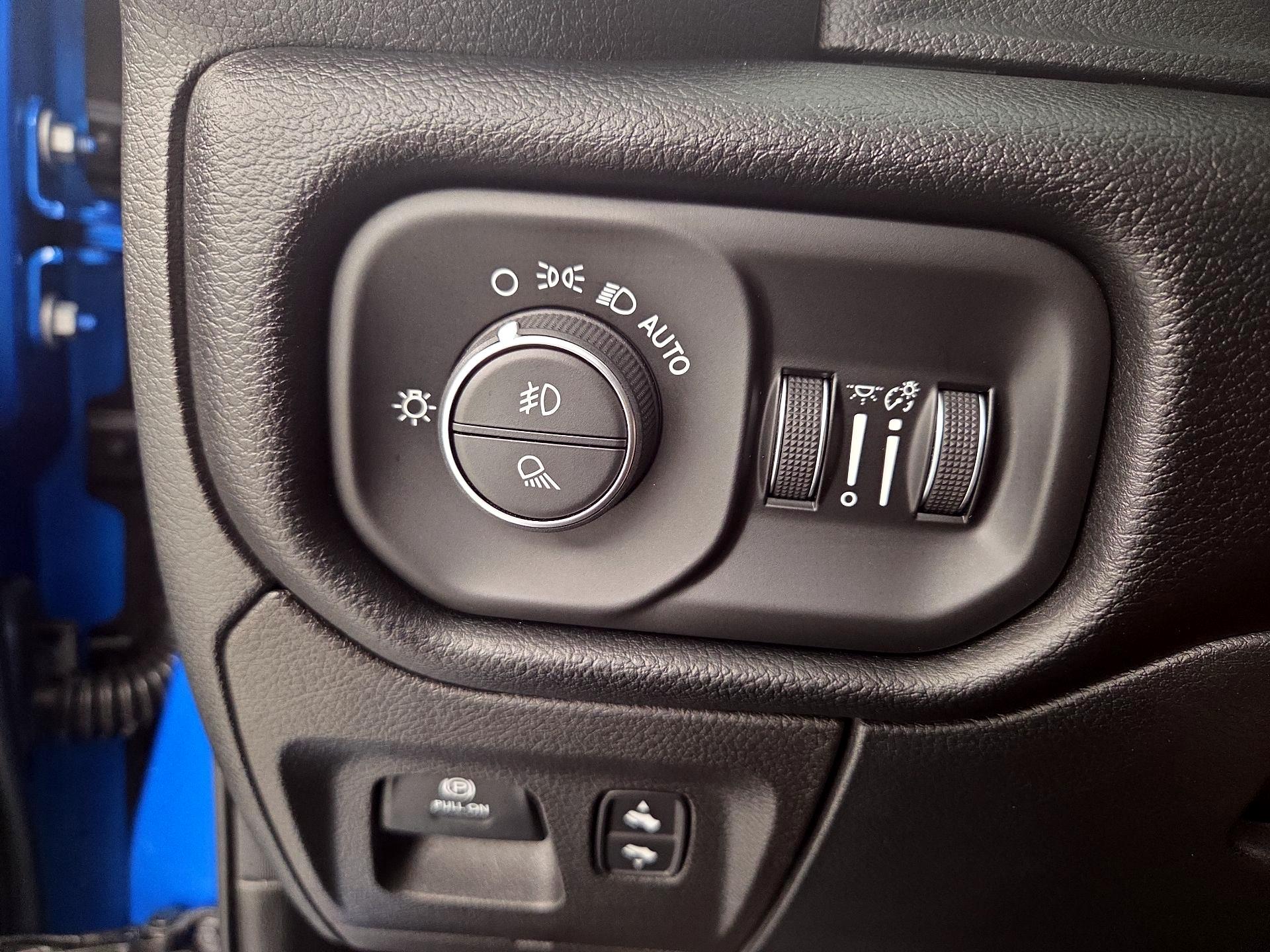 Thumbnail: 2022 RAM 1500 - 13