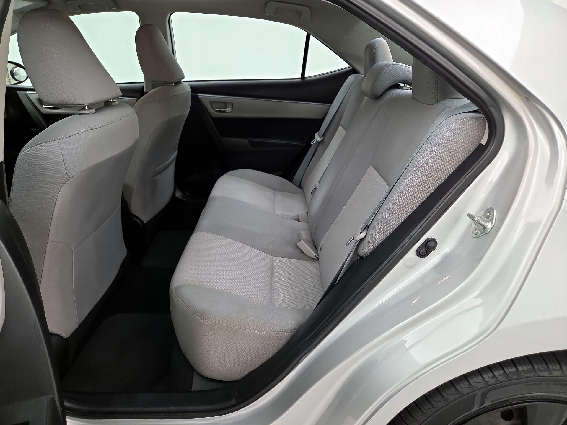 Thumbnail: 2014 Toyota Corolla - 17