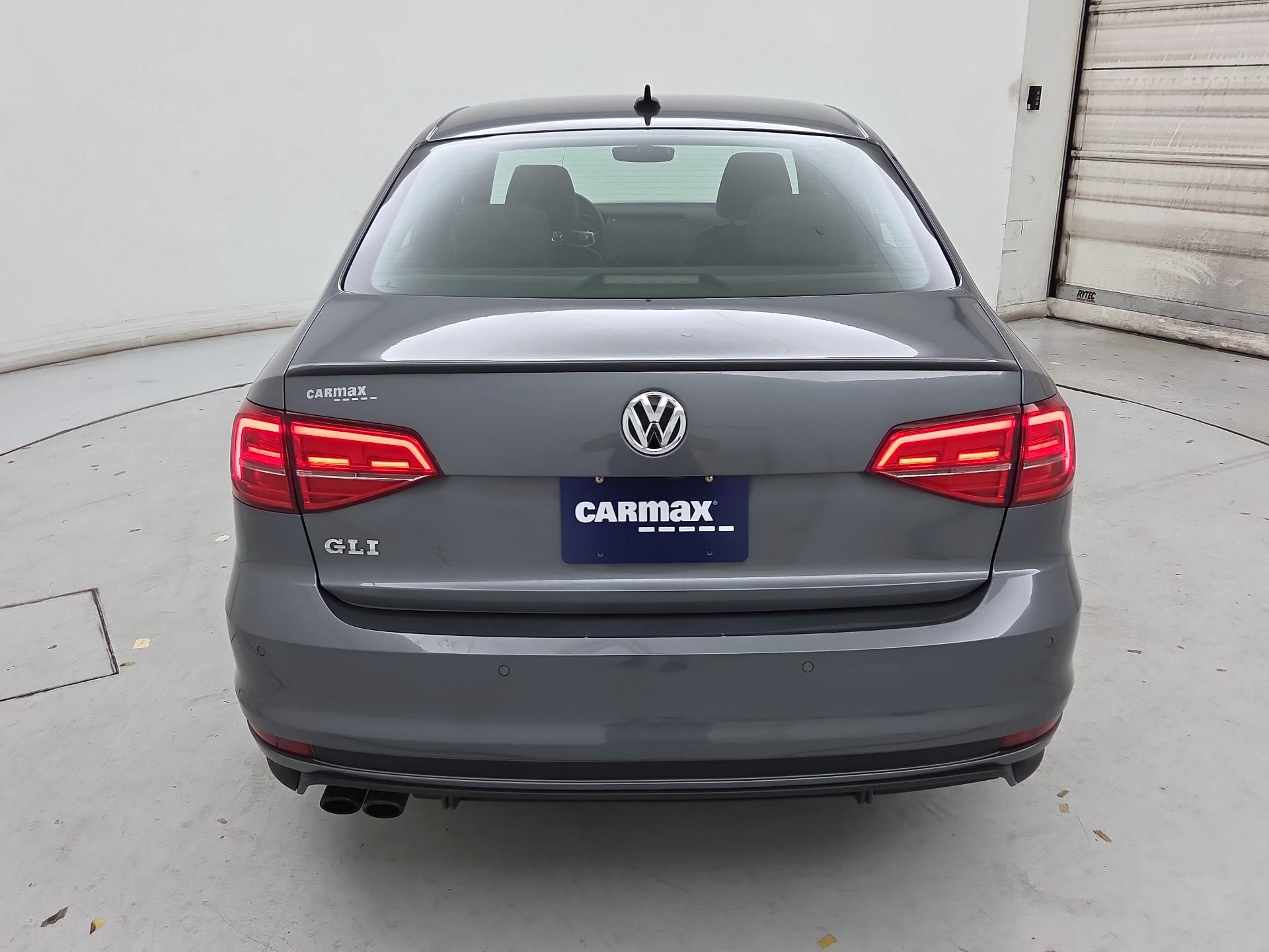 Thumbnail: 2017 Volkswagen Jetta - 6