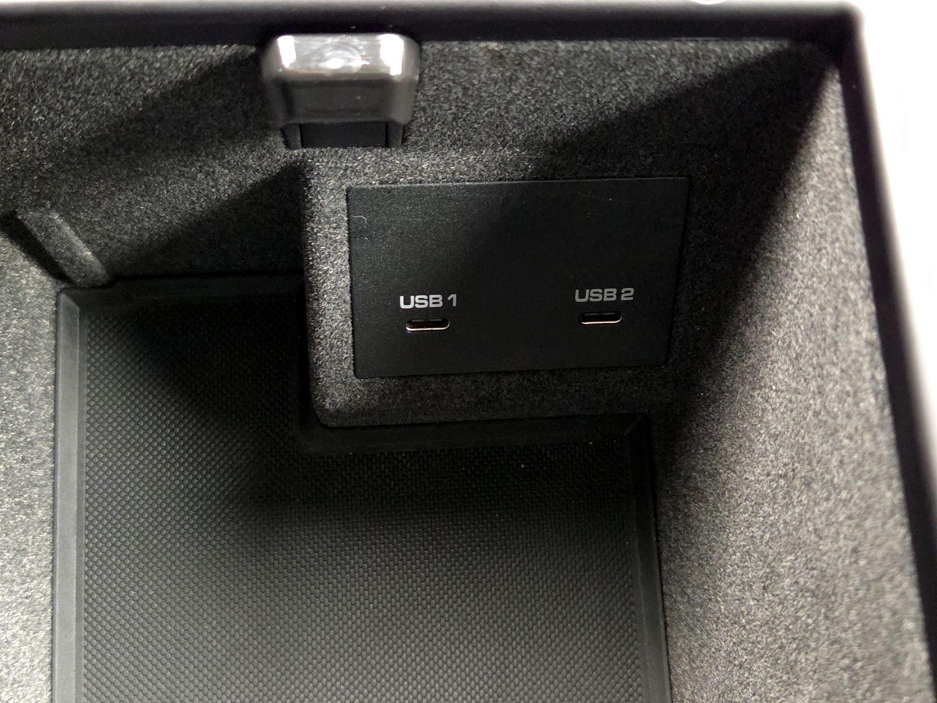 Thumbnail: 2022 Porsche Macan - 17