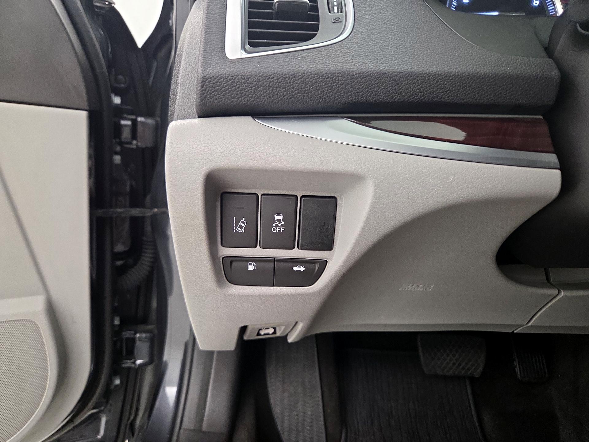 Thumbnail: 2015 Acura TLX - 13