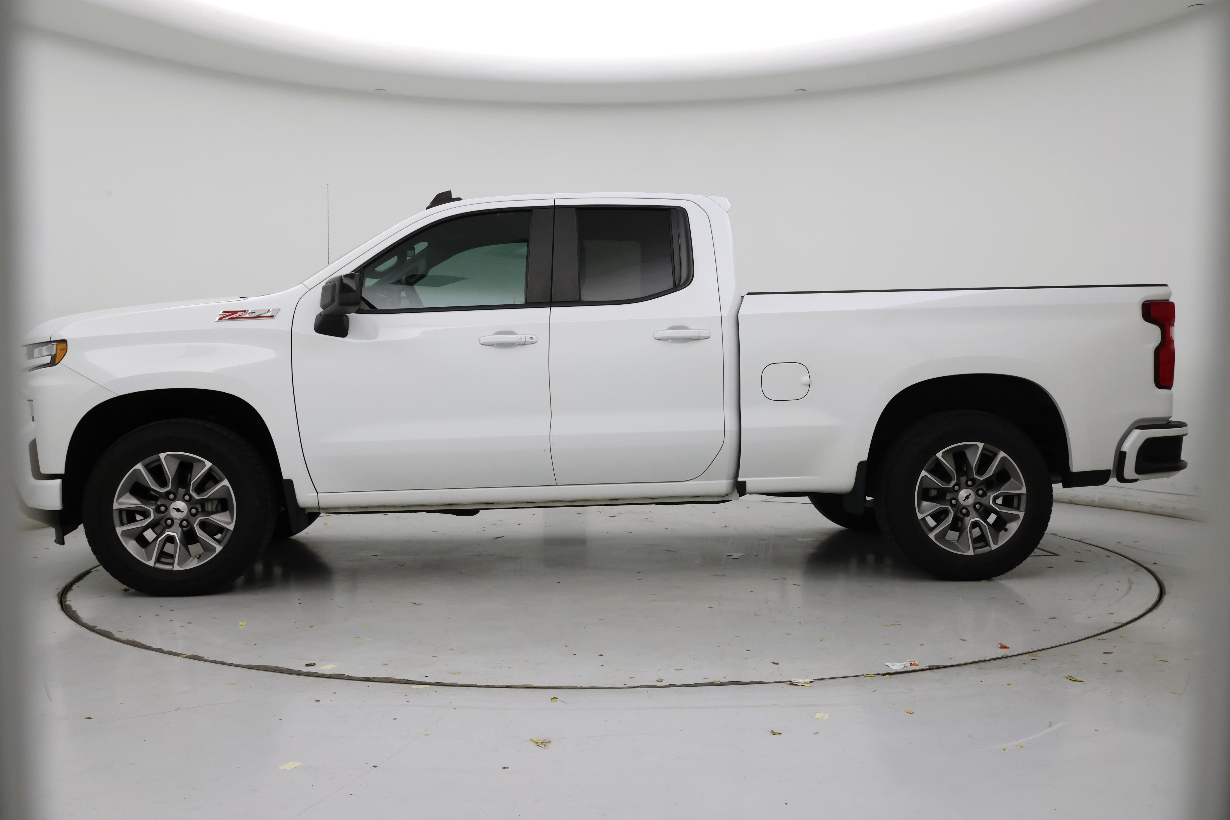 Thumbnail: 2020 Chevrolet Silverado 1500 - 3