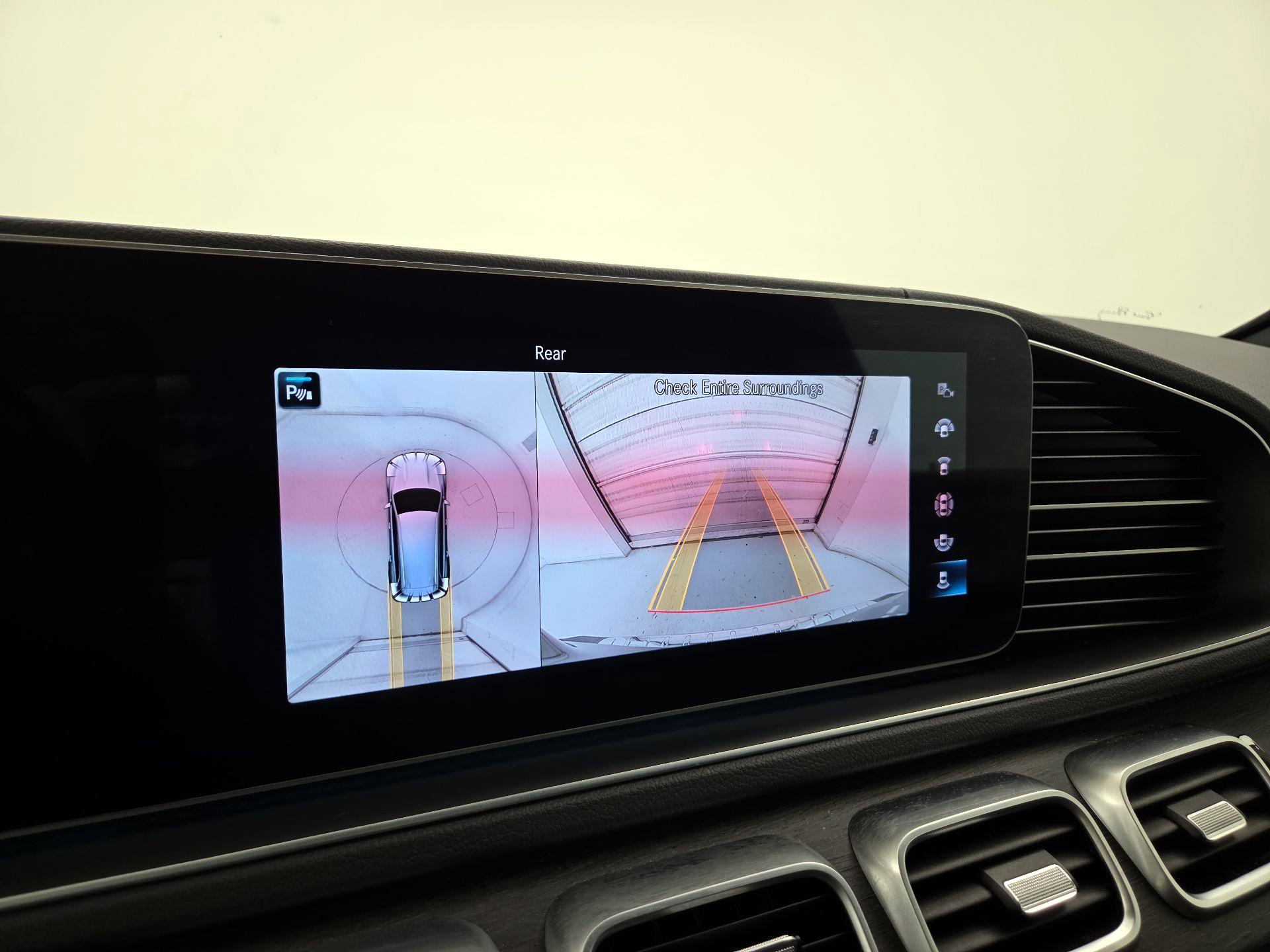 Thumbnail: 2021 Mercedes-Benz GLS - 12