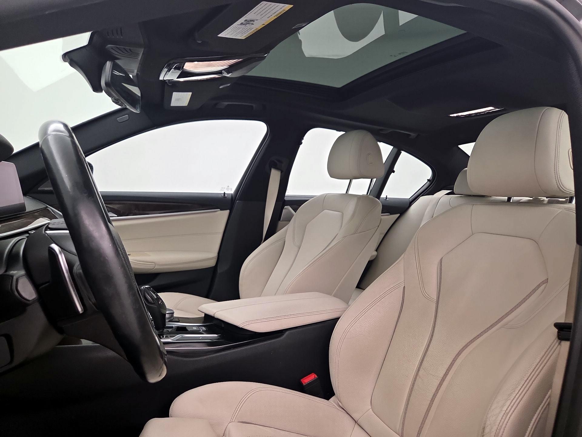Thumbnail: 2019 BMW 5 Series - 18