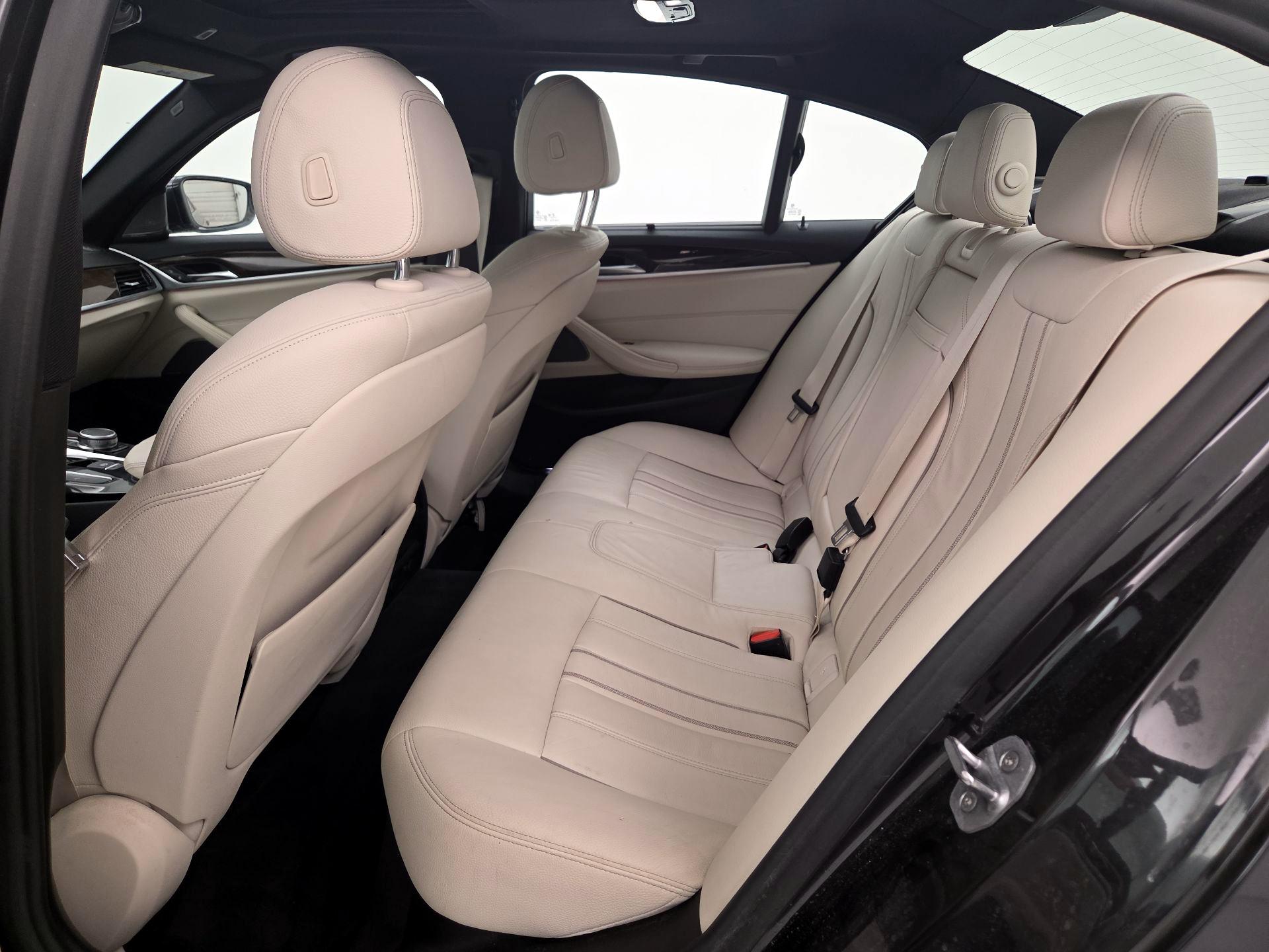 Thumbnail: 2019 BMW 5 Series - 19