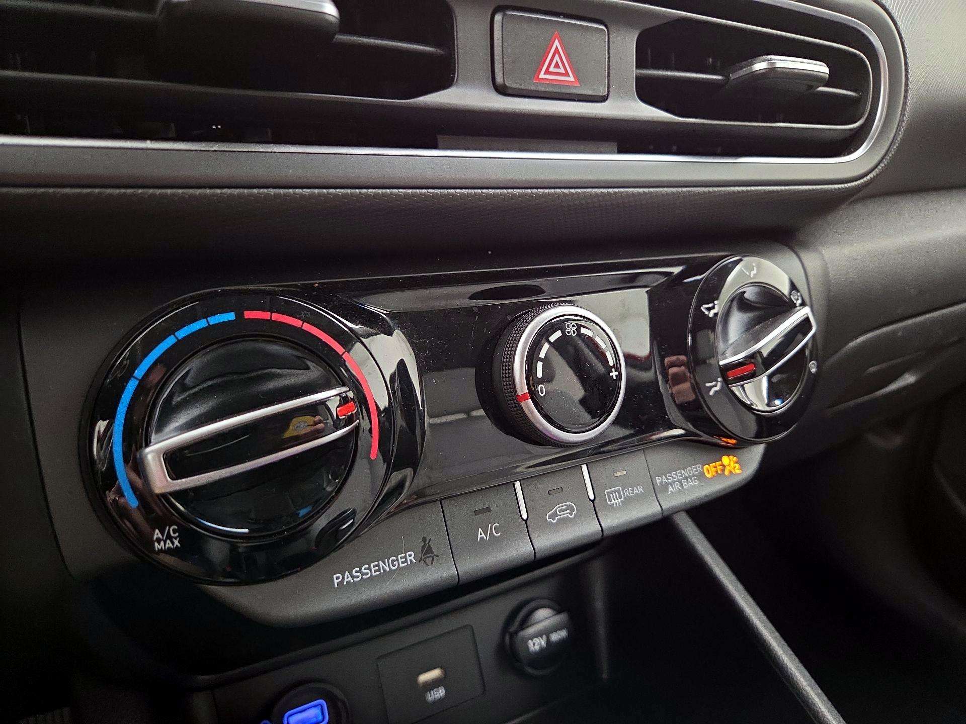 Thumbnail: 2022 Hyundai Kona - 16