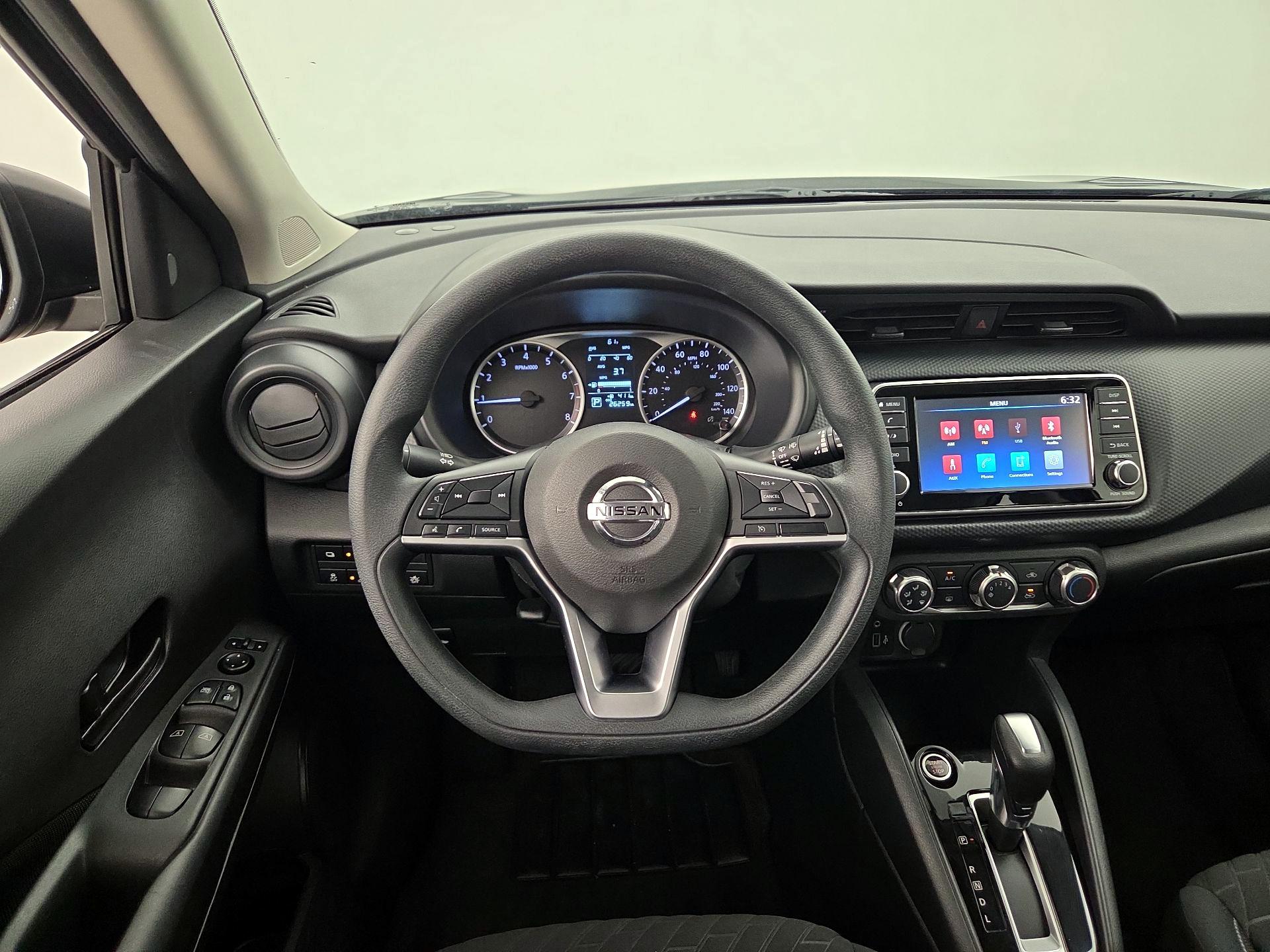 Thumbnail: 2021 Nissan Kicks - 10