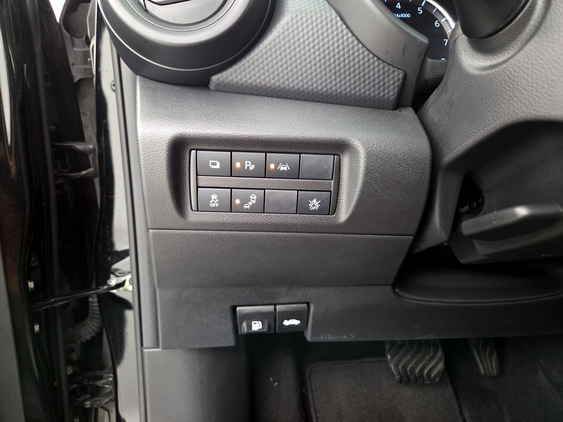 Thumbnail: 2021 Nissan Kicks - 13