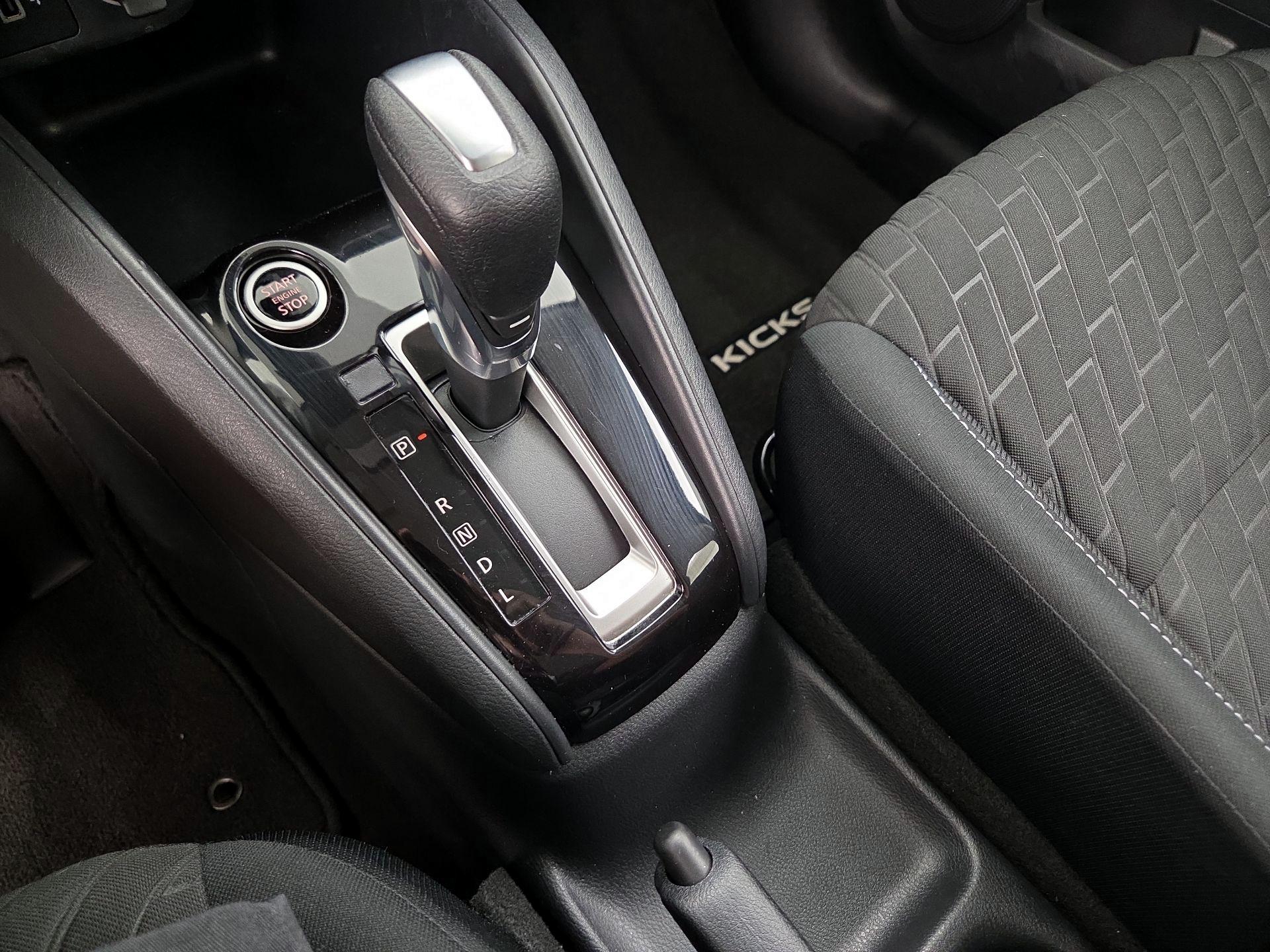 Thumbnail: 2021 Nissan Kicks - 17