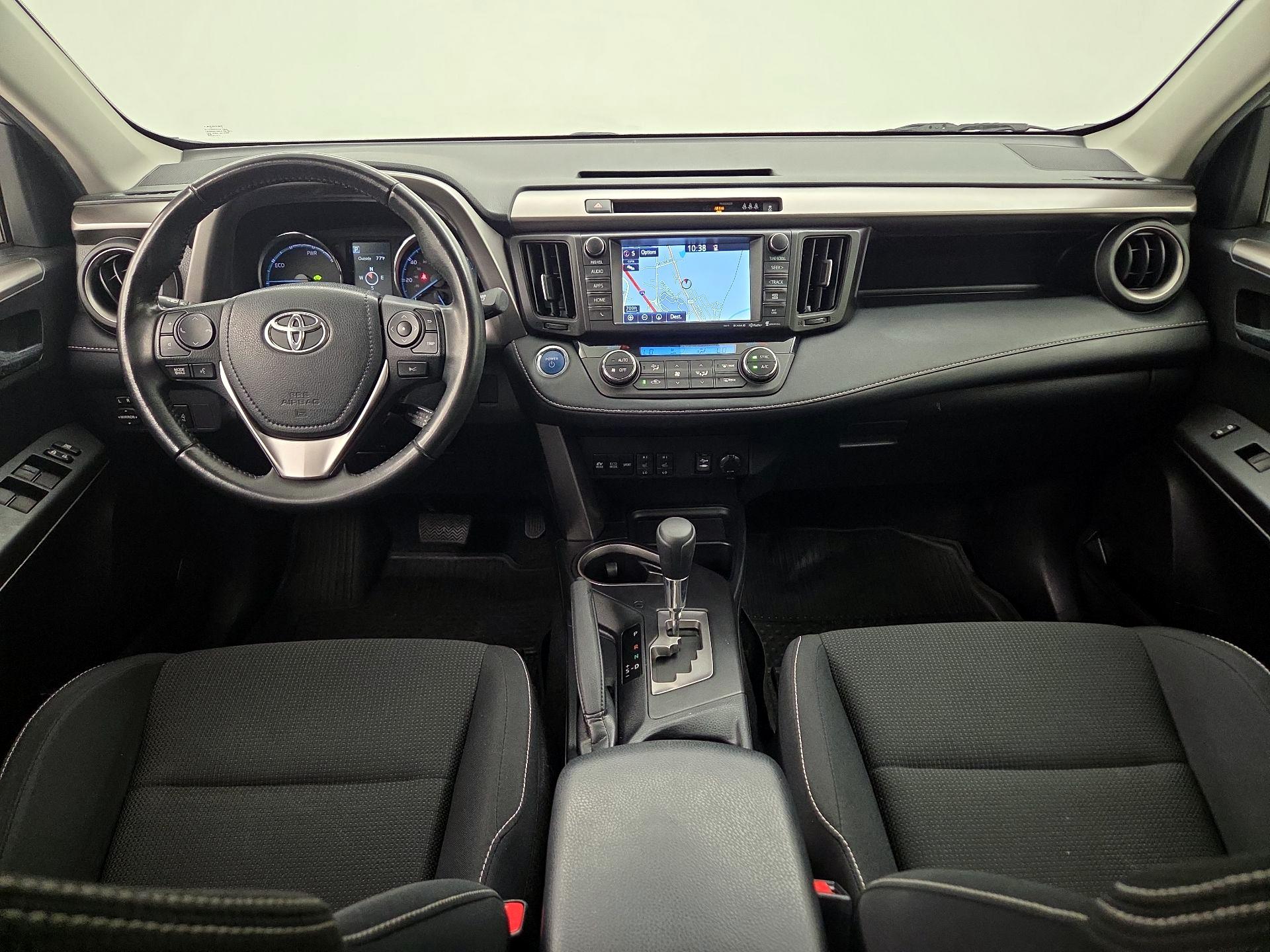 Thumbnail: 2018 Toyota RAV4 - 9