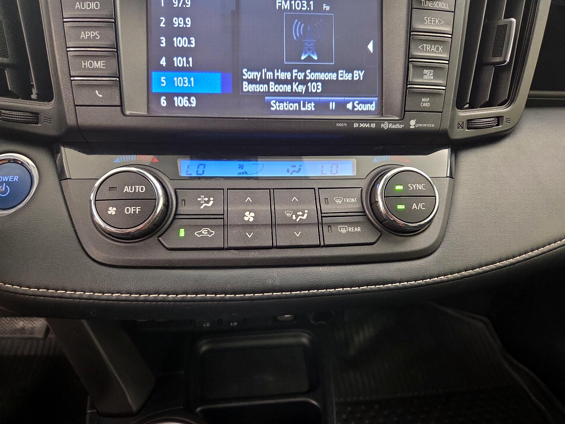 Thumbnail: 2018 Toyota RAV4 - 17