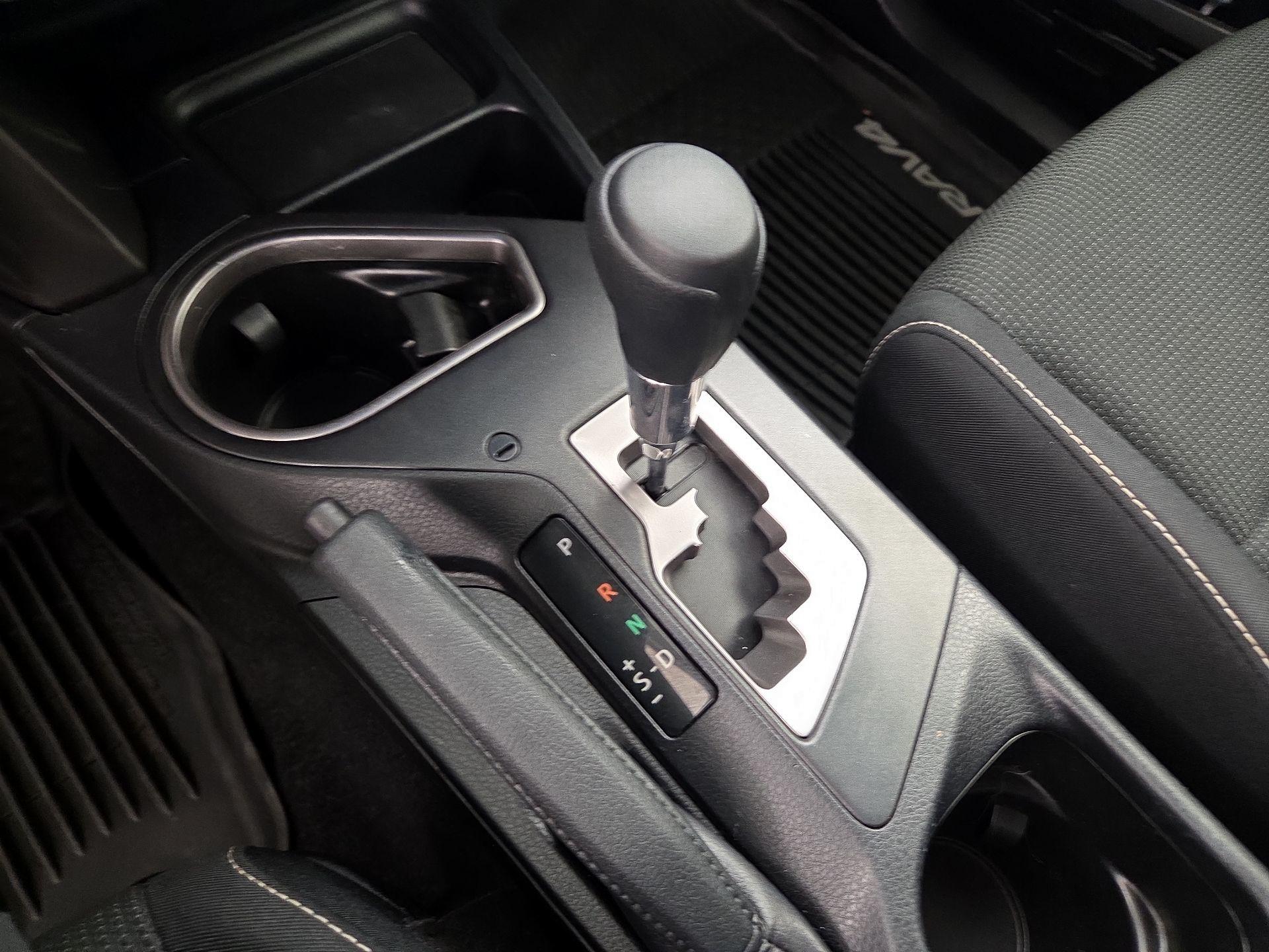 Thumbnail: 2018 Toyota RAV4 - 18