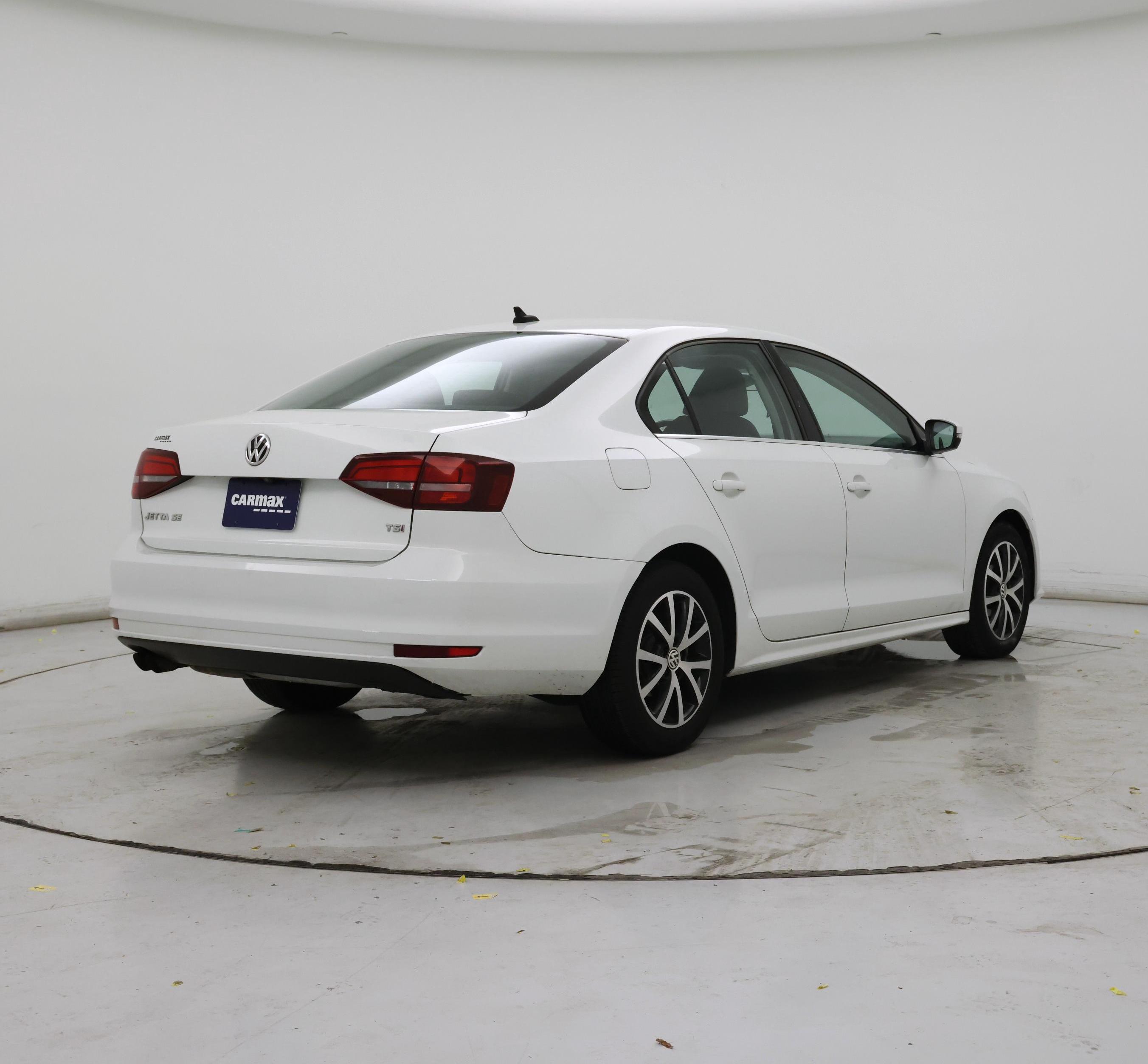 Thumbnail: 2017 Volkswagen Jetta - 8