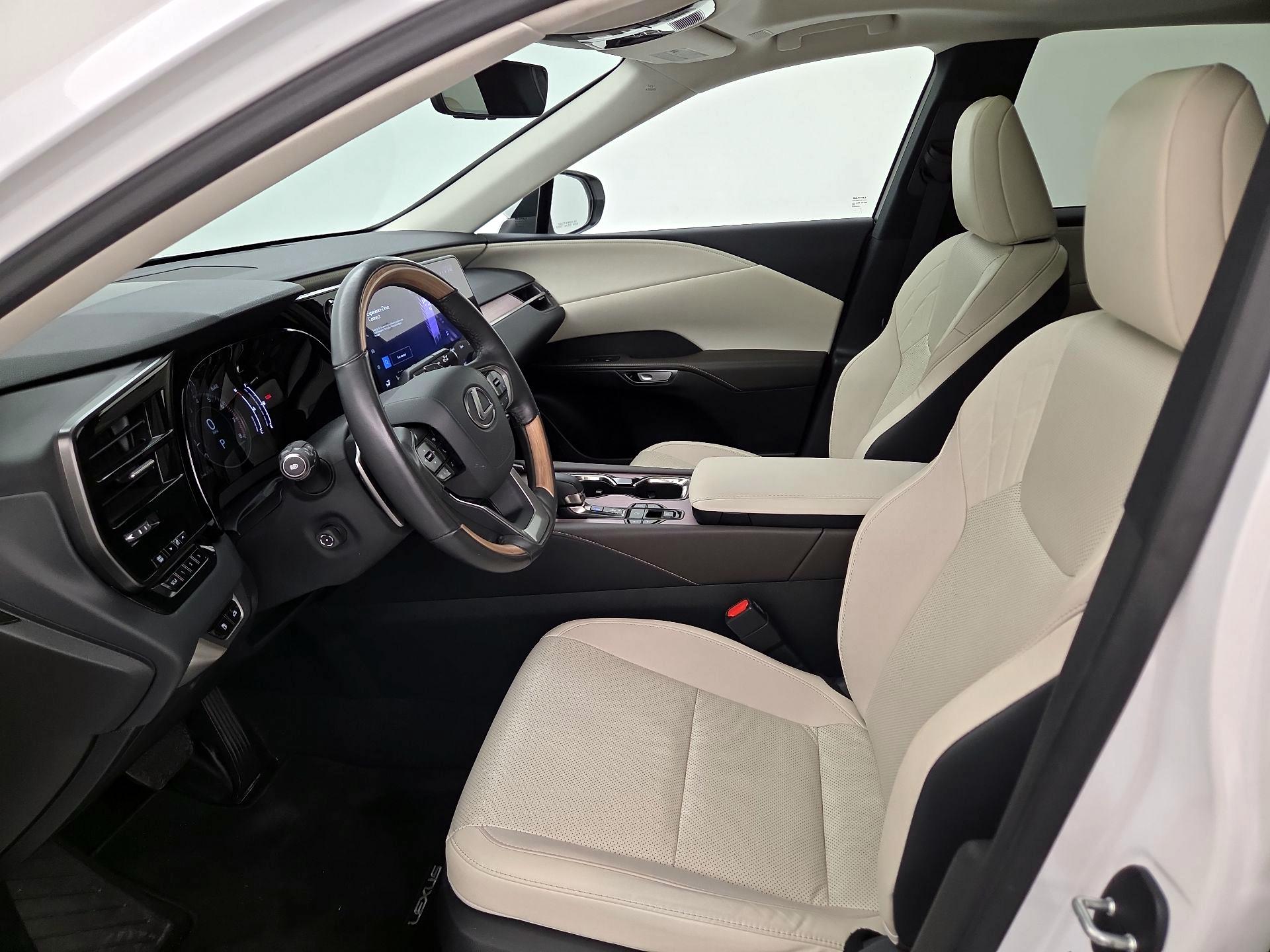 Thumbnail: 2024 Lexus RX - 9