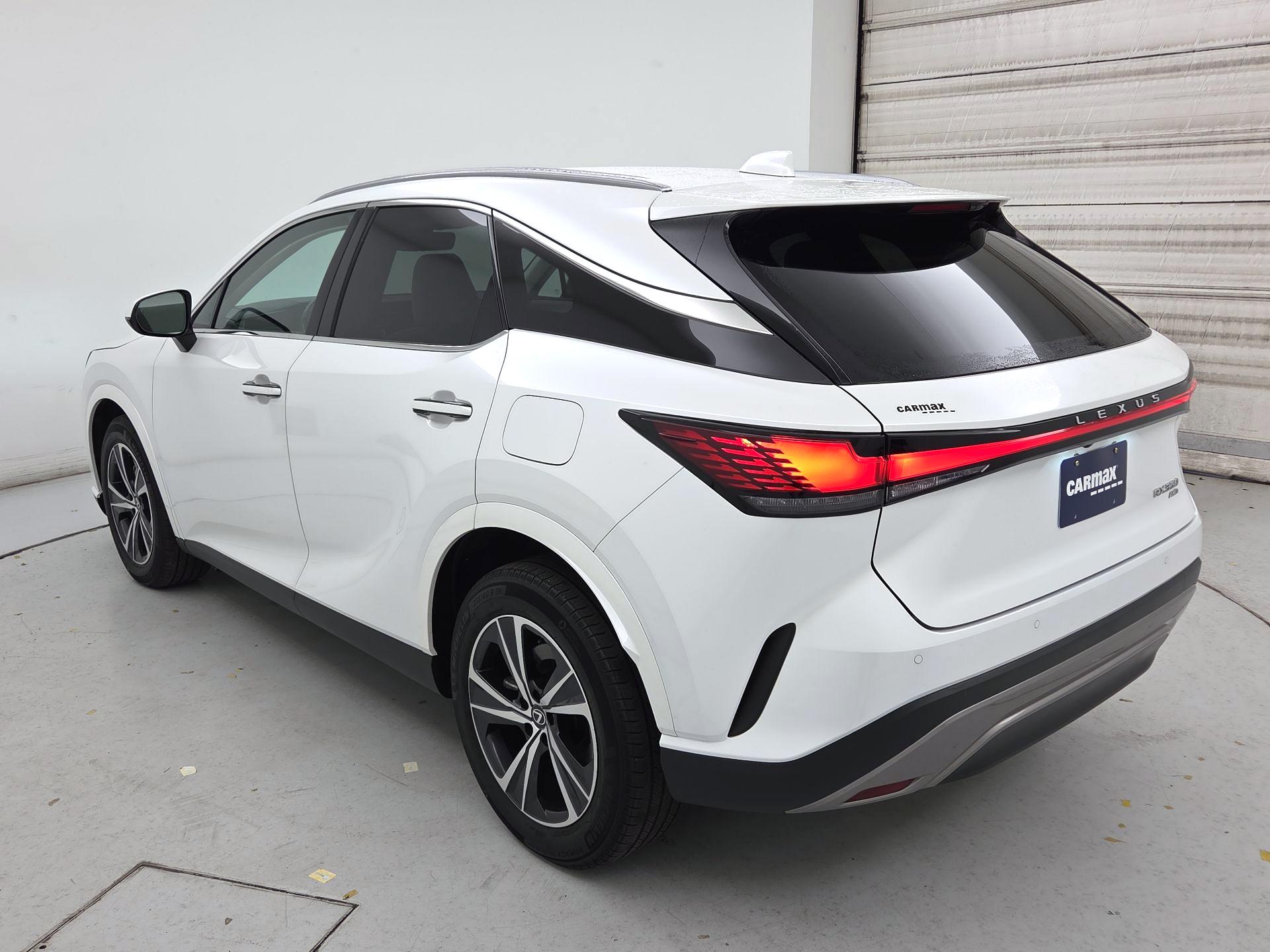 Thumbnail: 2024 Lexus RX - 7