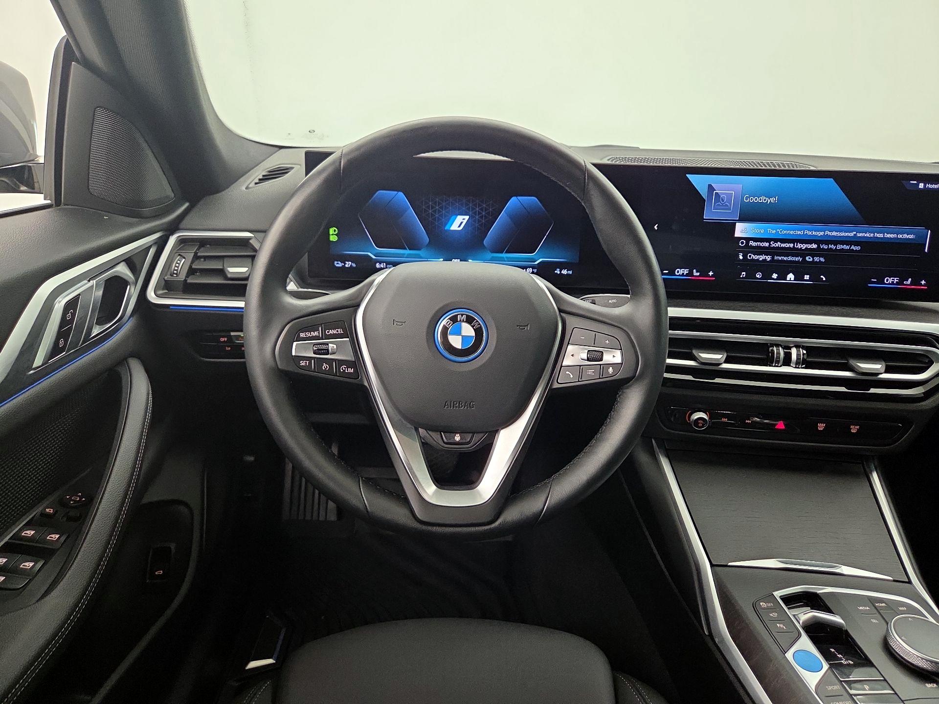 Thumbnail: 2024 BMW i4 - 10