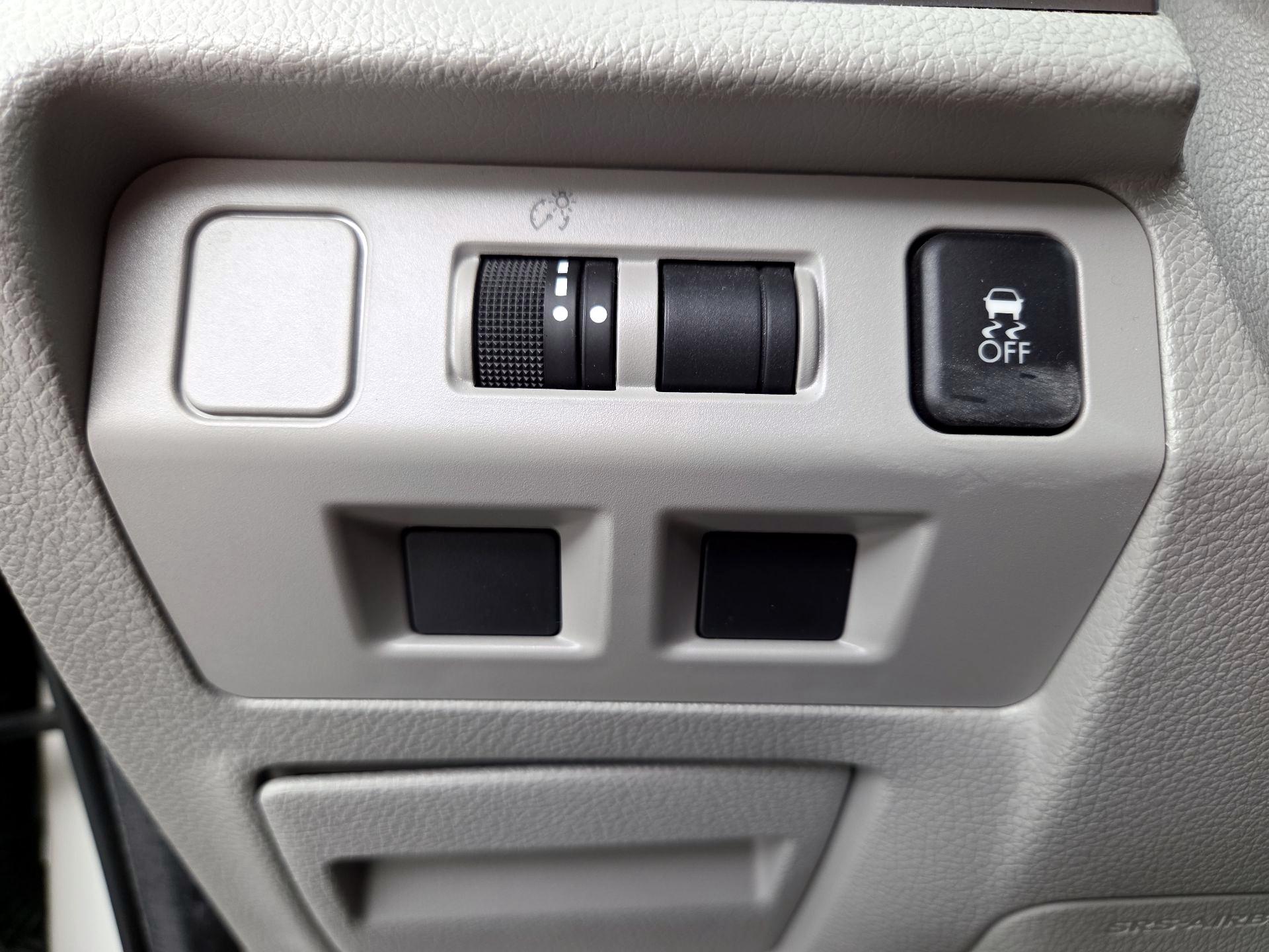 Thumbnail: 2017 Subaru Forester - 11