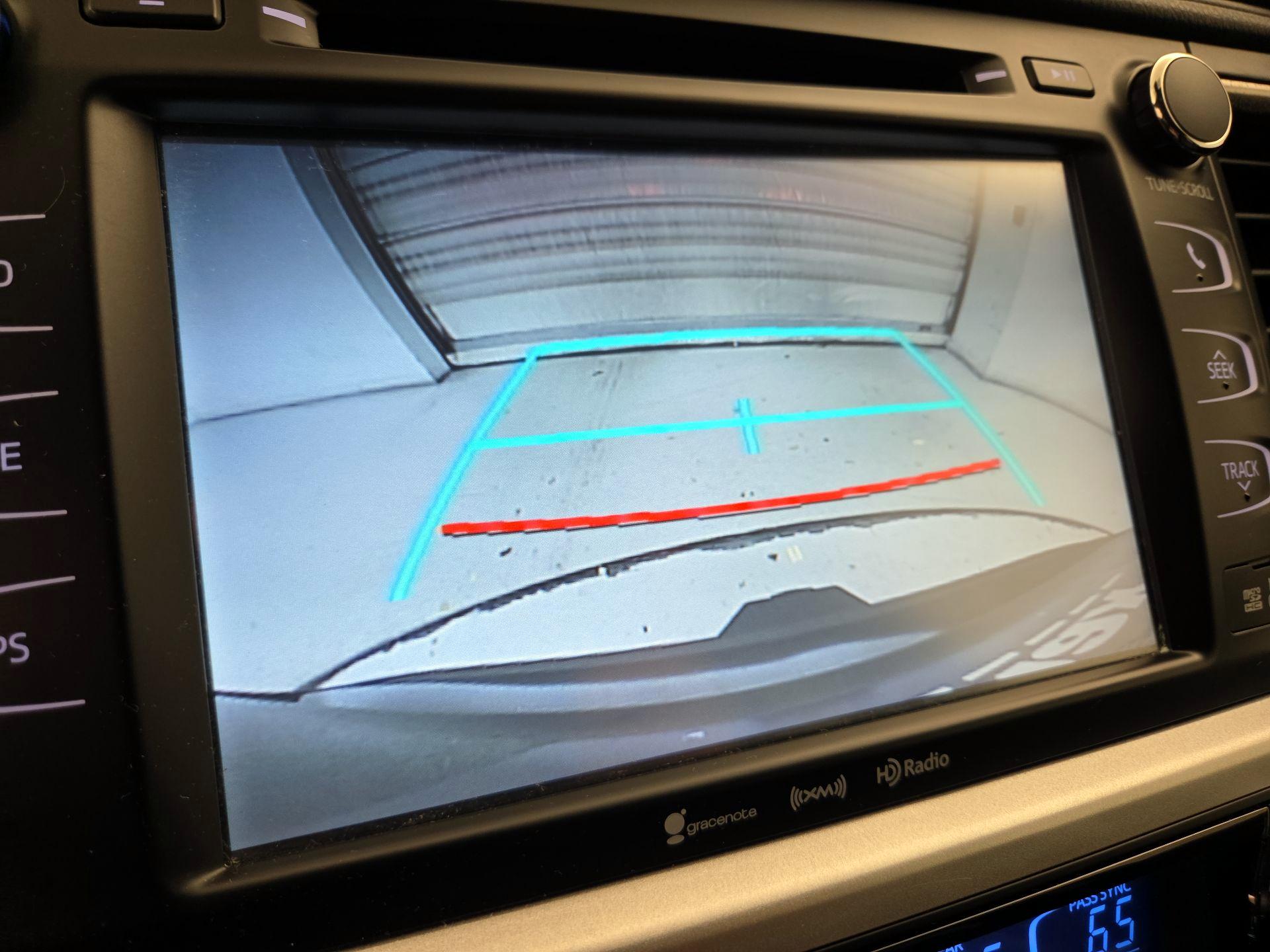 Thumbnail: 2018 Toyota Highlander - 13