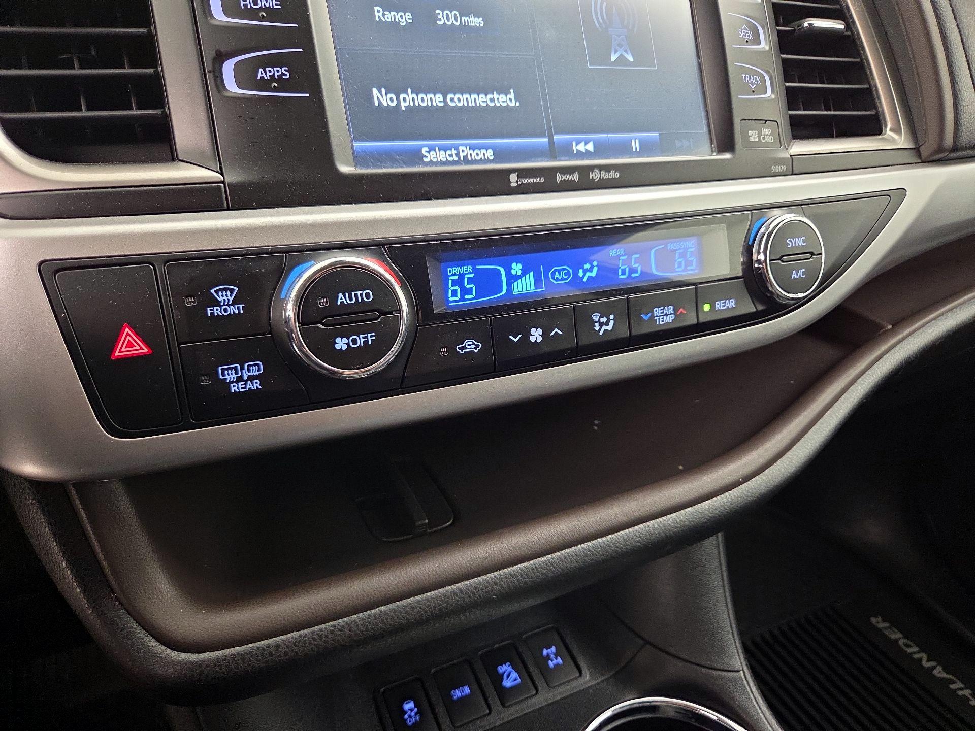 Thumbnail: 2018 Toyota Highlander - 15