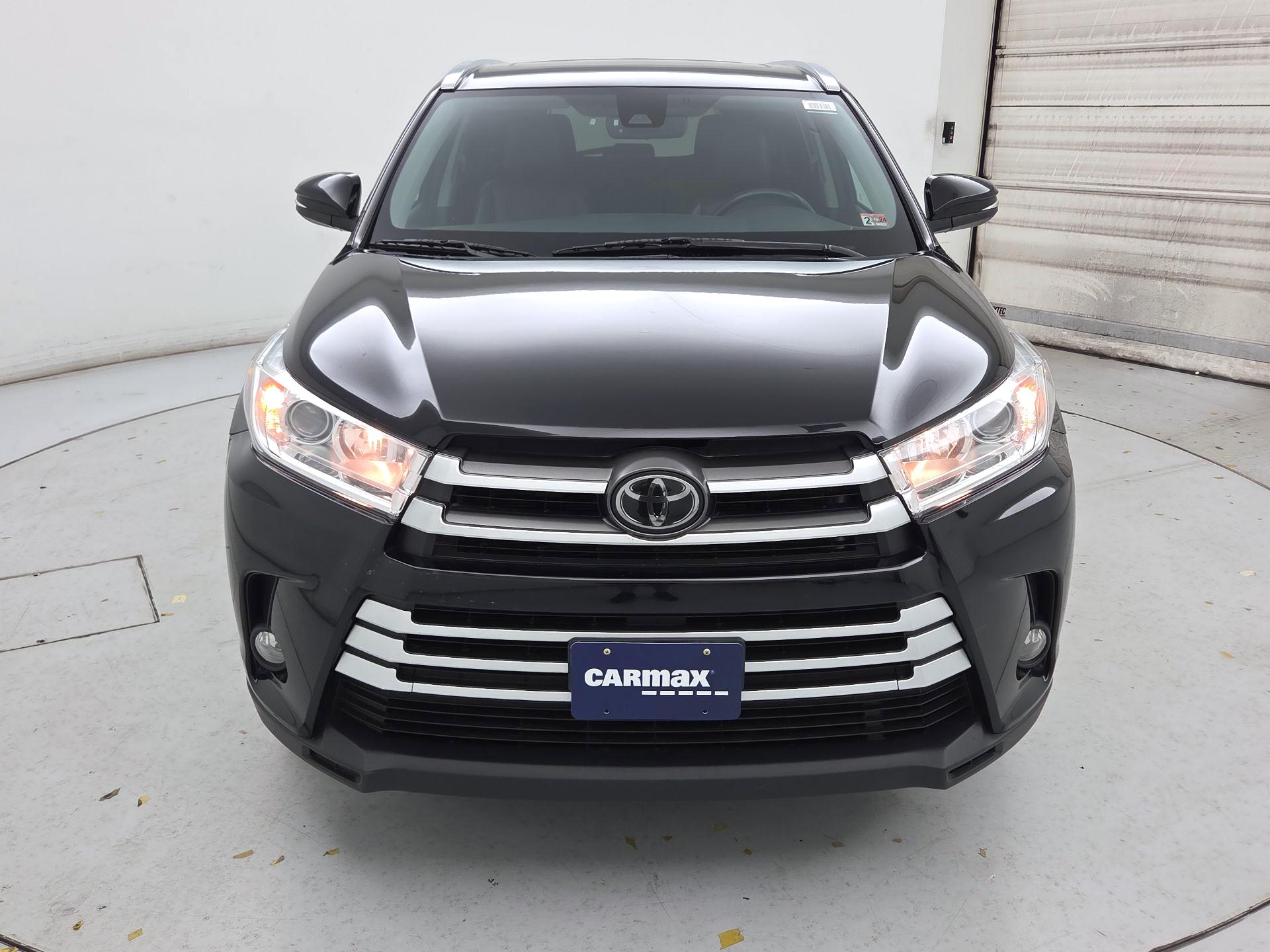 Thumbnail: 2018 Toyota Highlander - 2