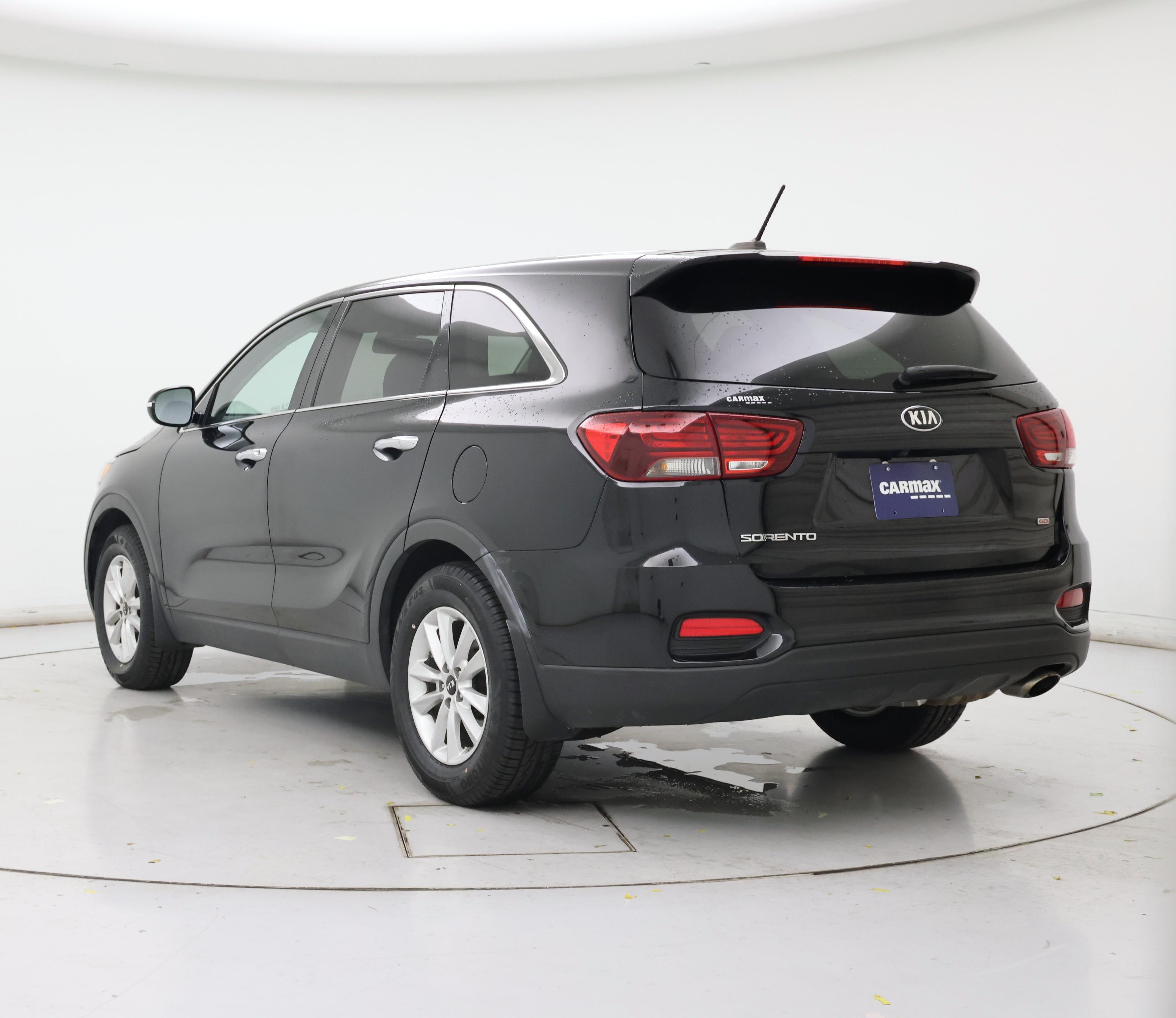 Thumbnail: 2019 Kia Sorento - 2
