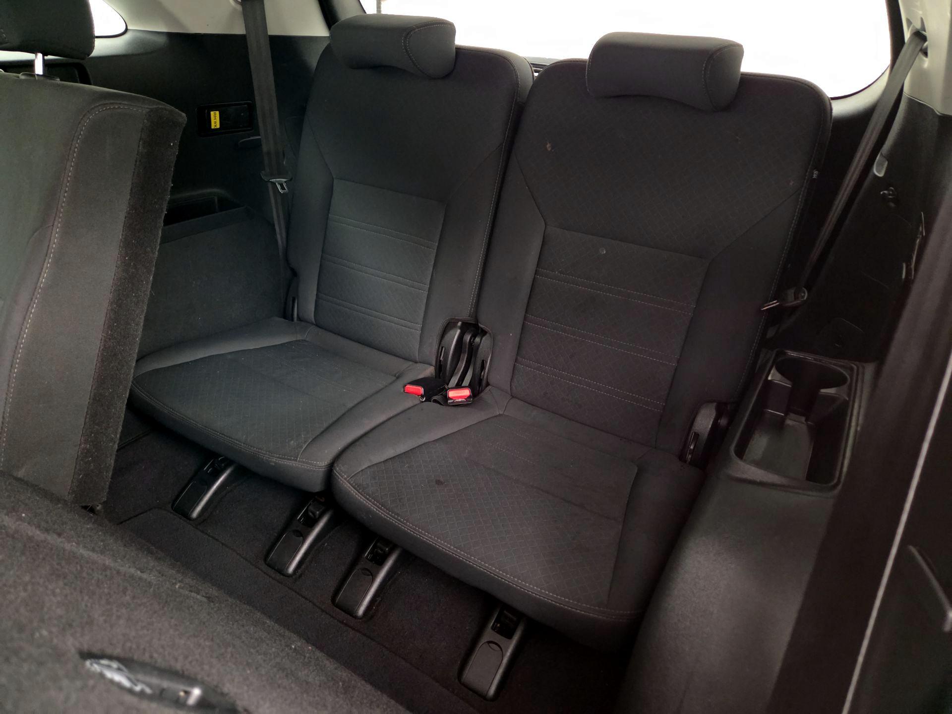 Thumbnail: 2019 Kia Sorento - 20