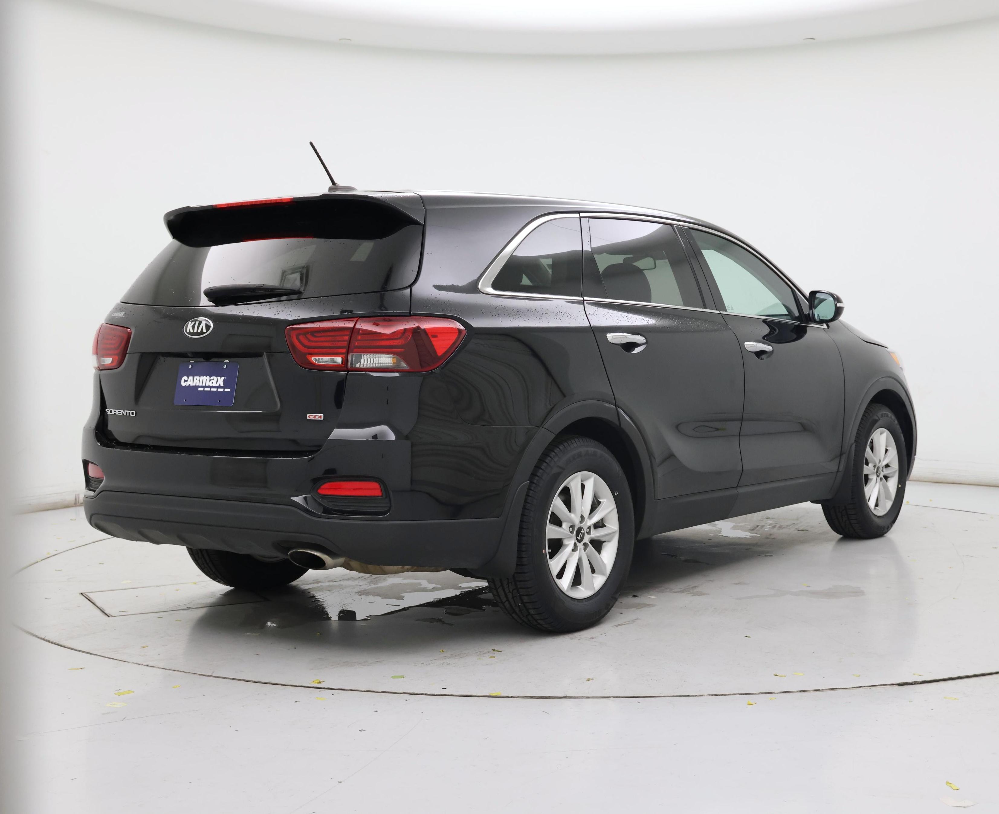 Thumbnail: 2019 Kia Sorento - 8