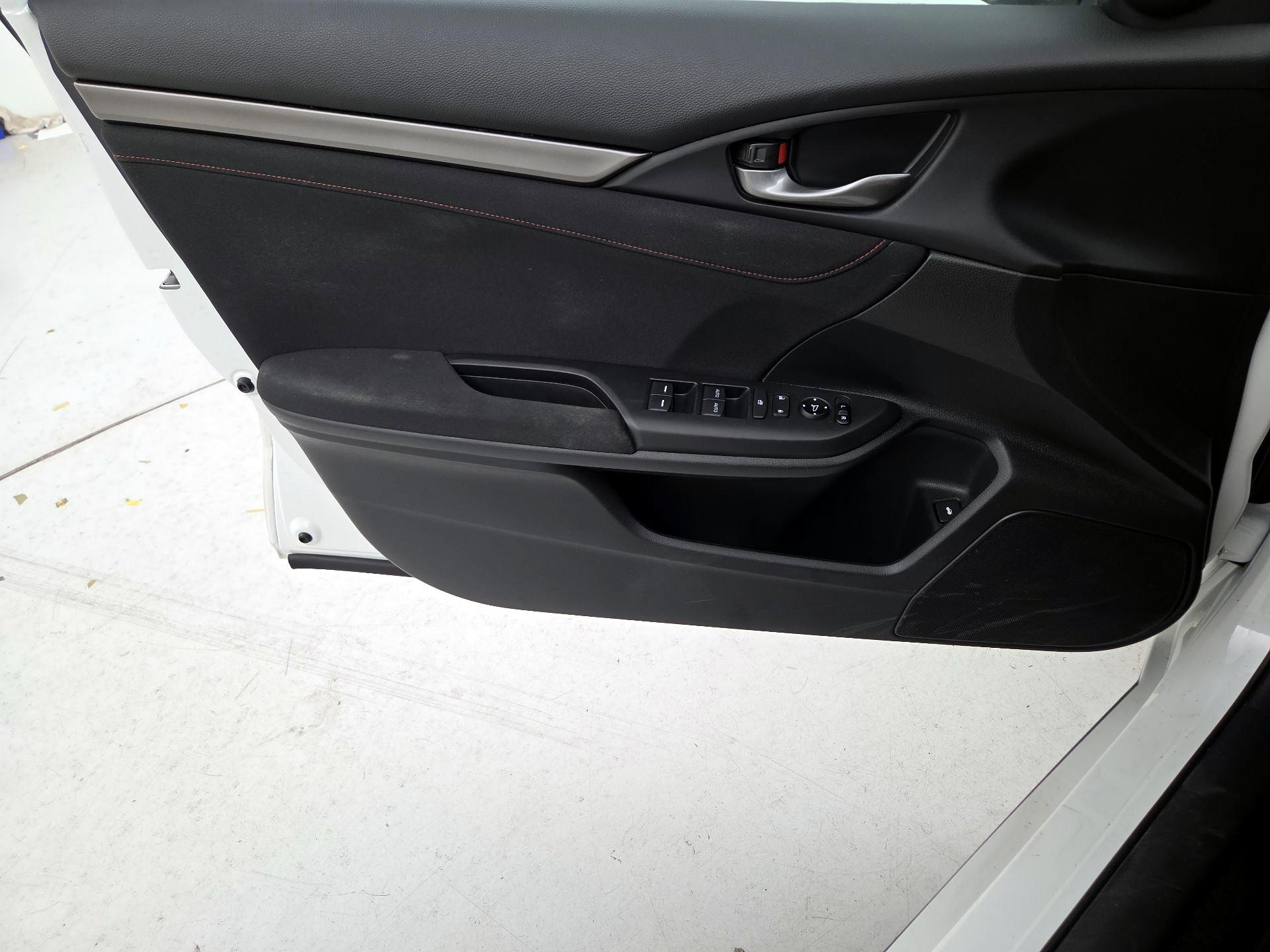 Thumbnail: 2019 Honda Civic - 10