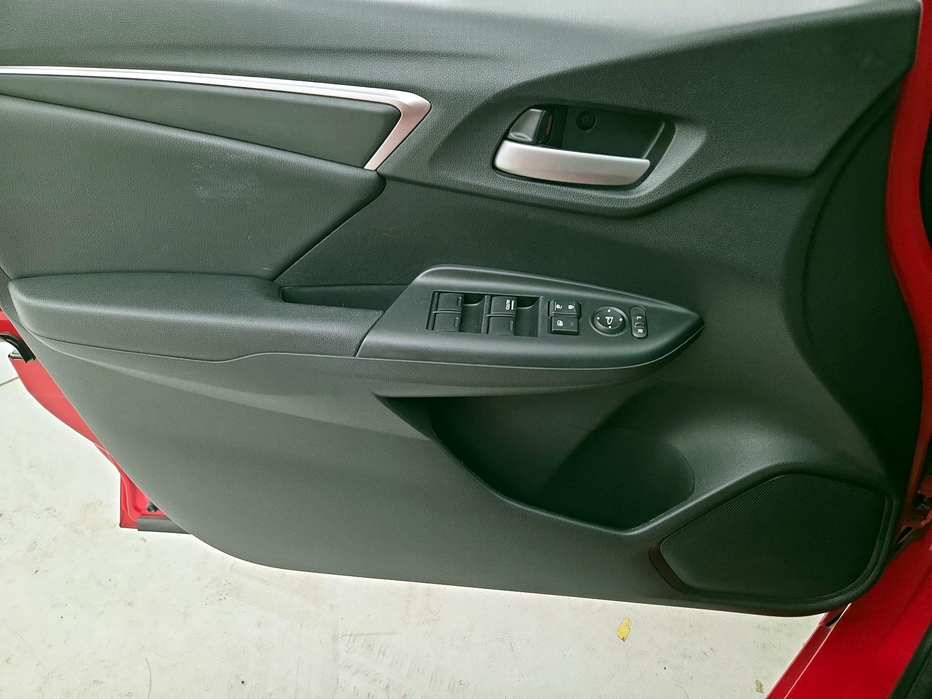 Thumbnail: 2016 Honda Fit - 12