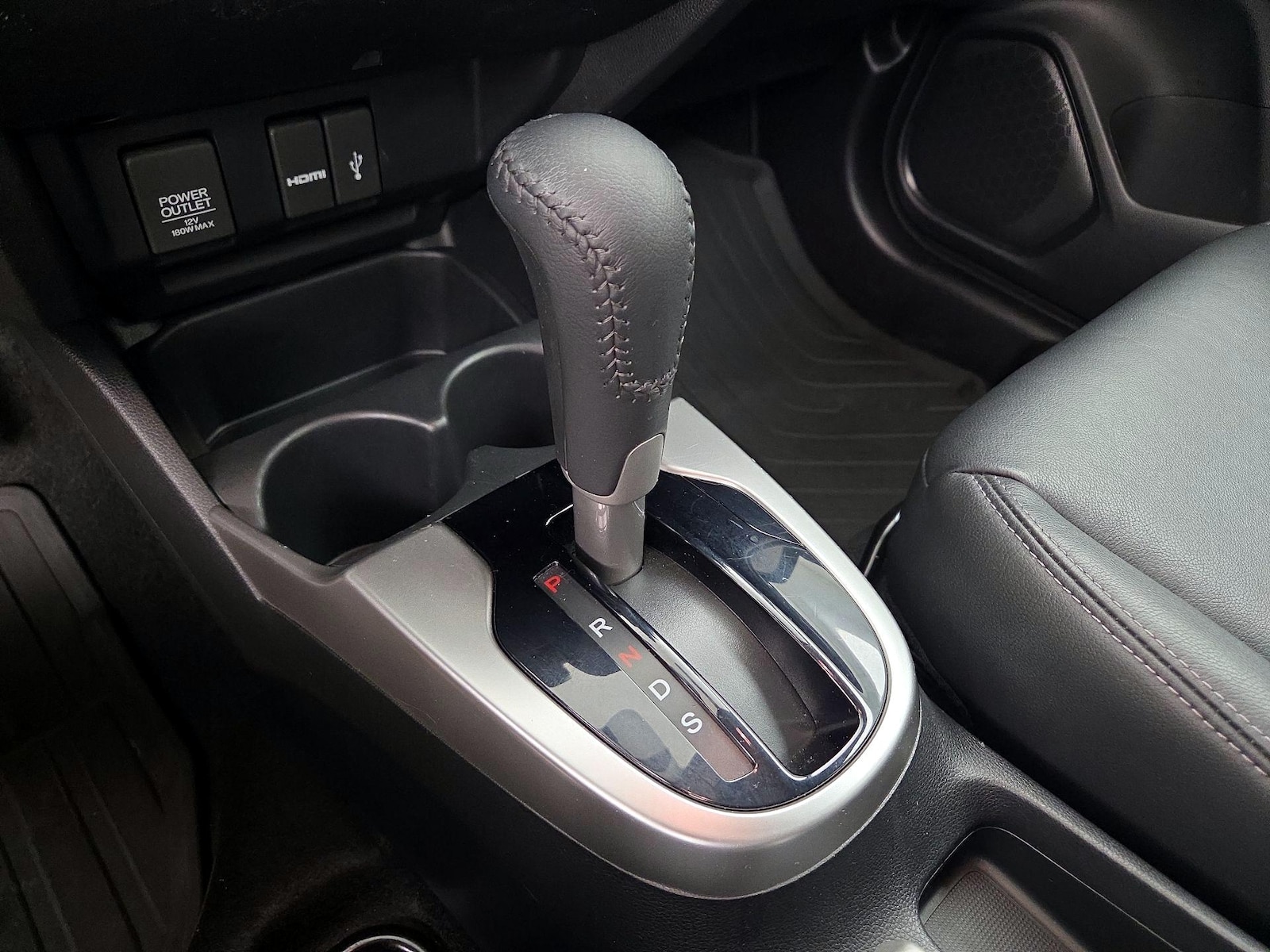 2016 Honda Fit EX-L - Photo 18