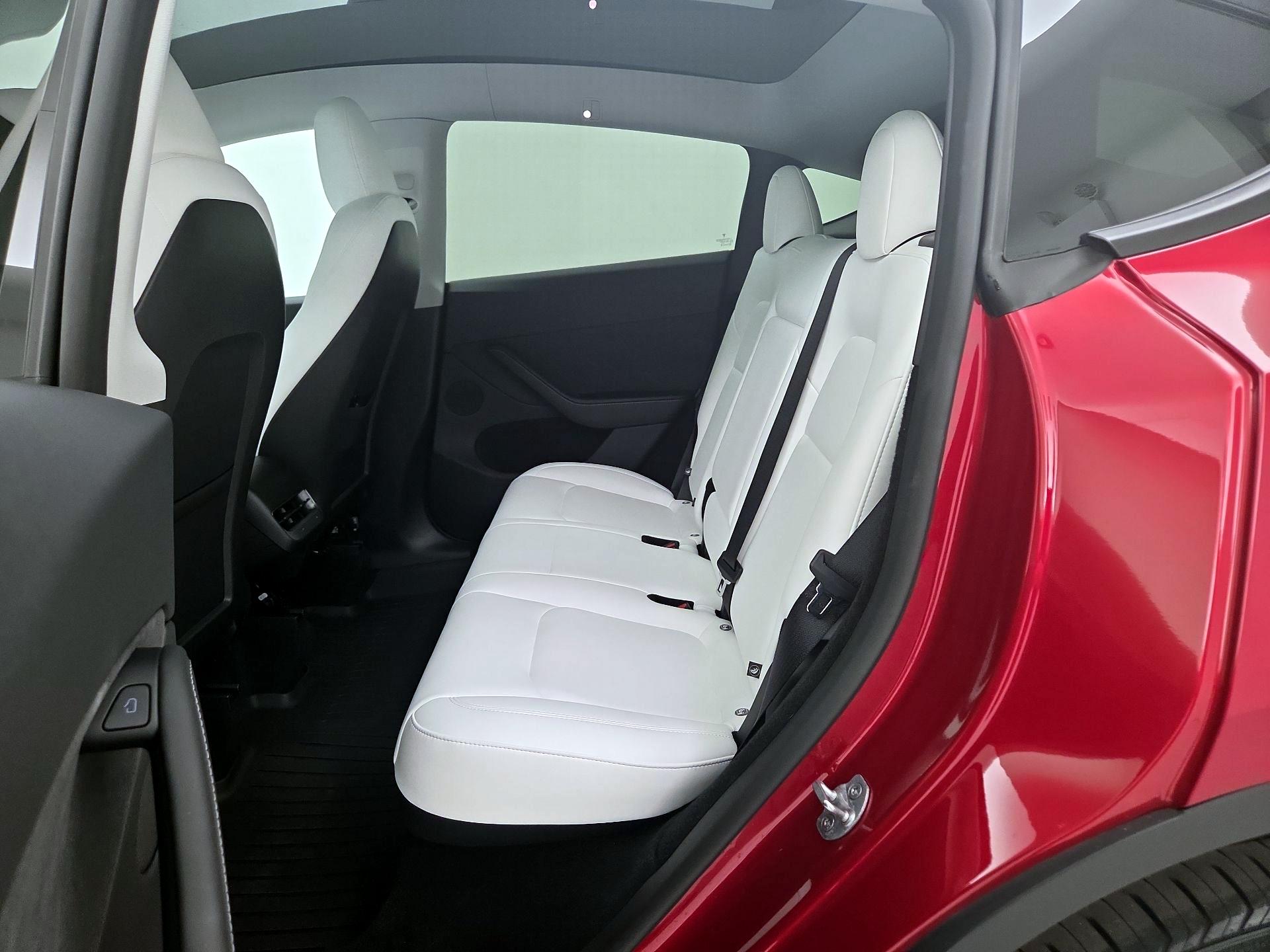 Thumbnail: 2025 Tesla Model Y - 19