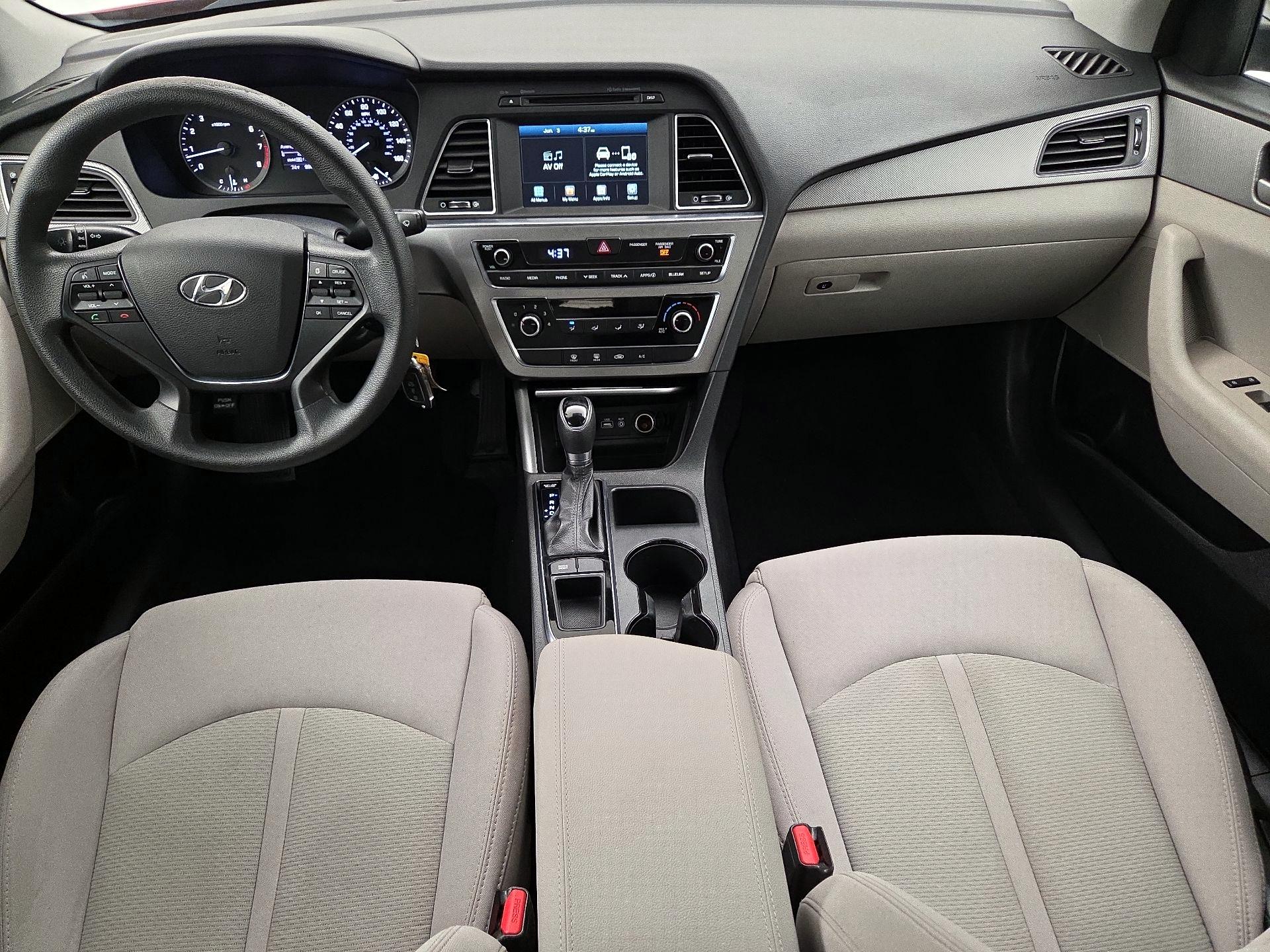 Thumbnail: 2016 Hyundai Sonata - 9