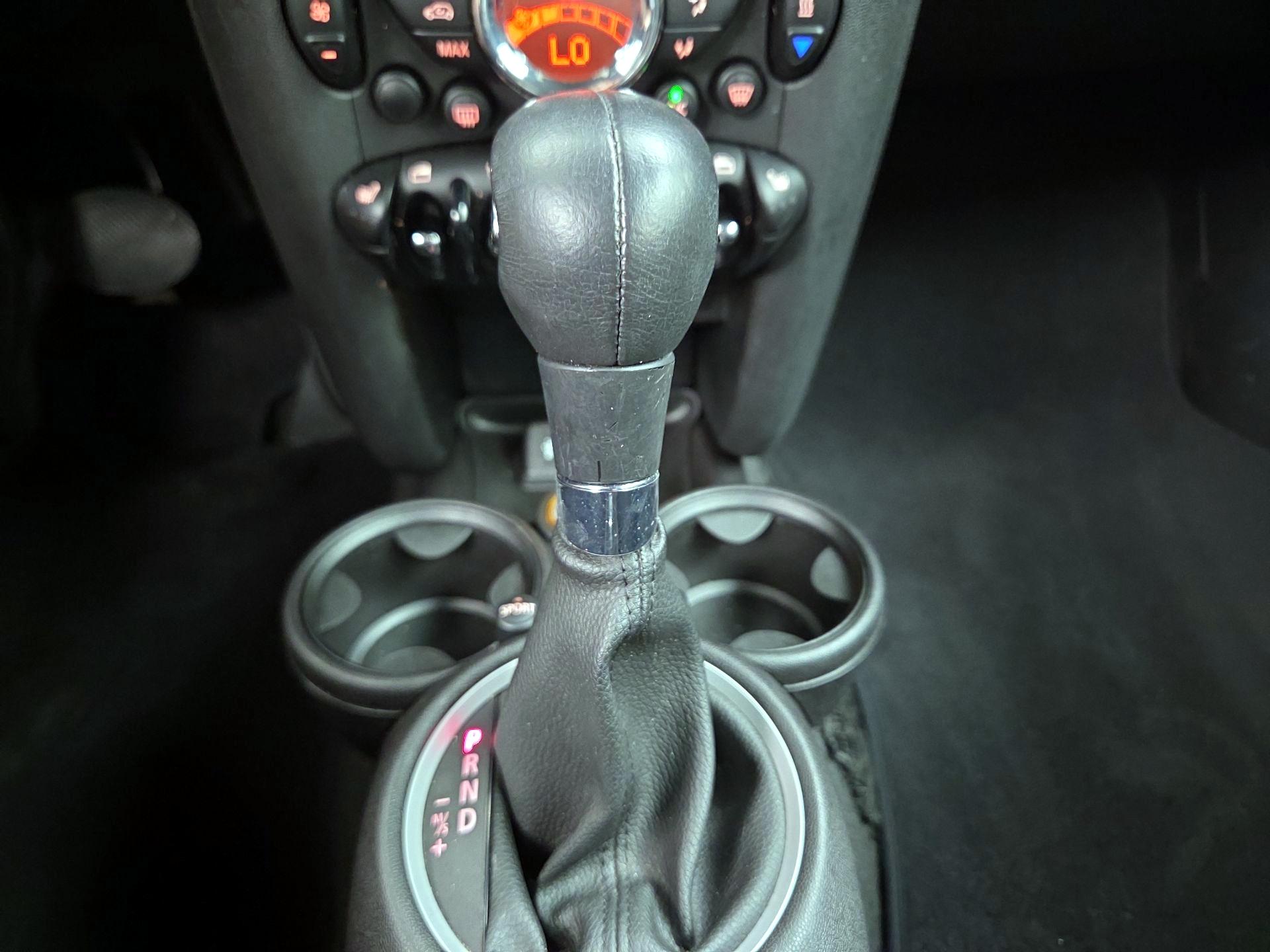Thumbnail: 2015 MINI Cooper - 15