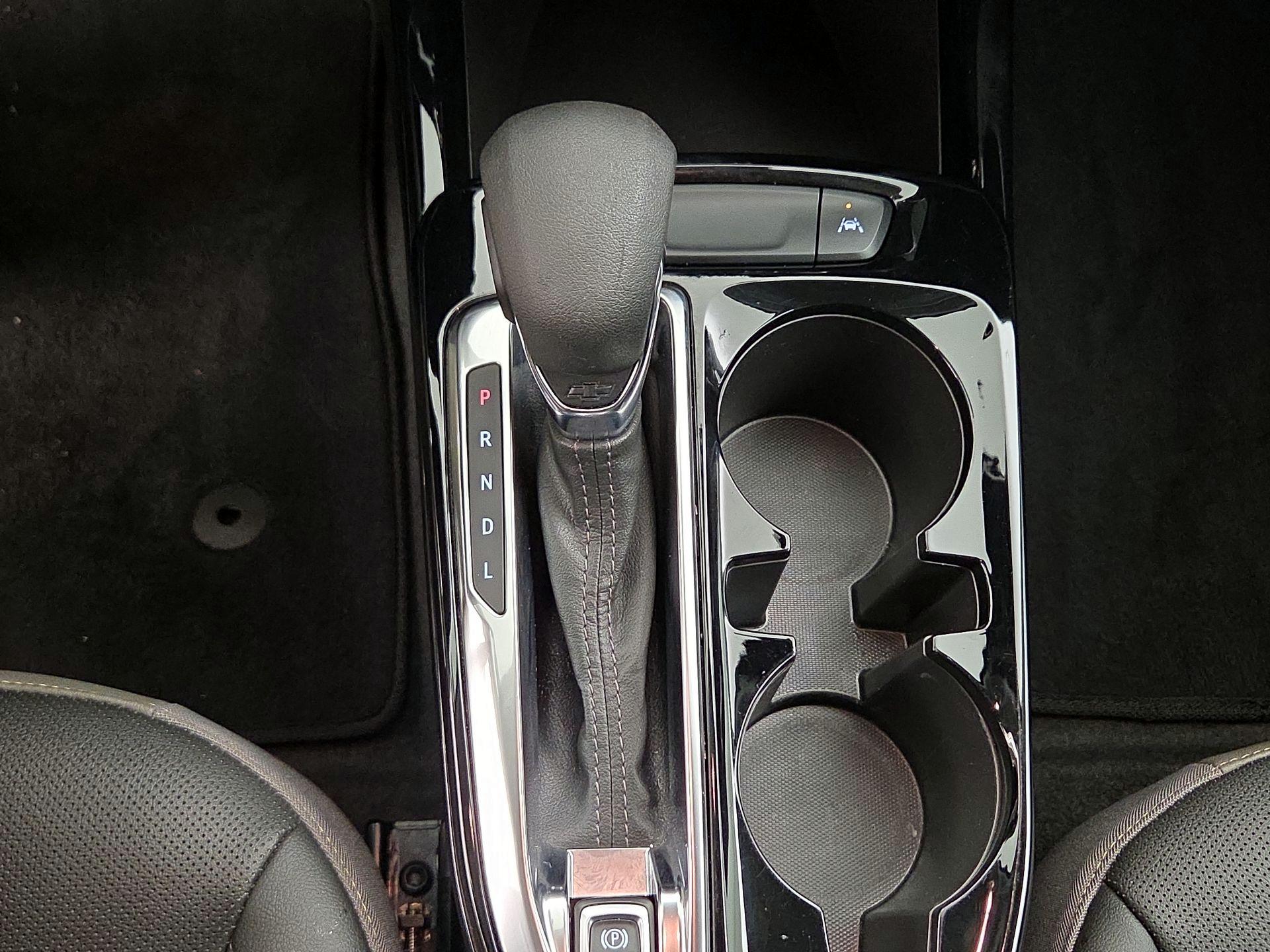 Thumbnail: 2025 Chevrolet Trax - 17