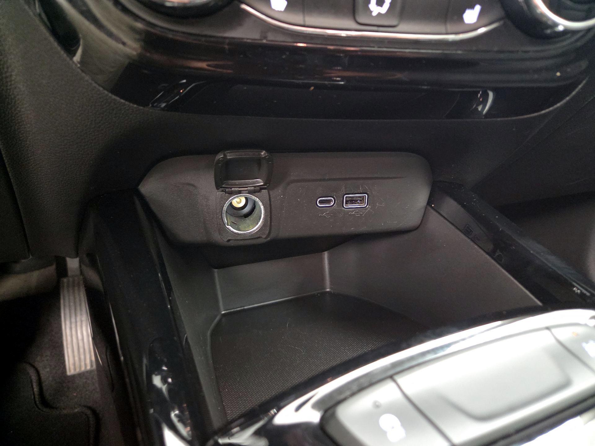 Thumbnail: 2025 Chevrolet Trax - 18