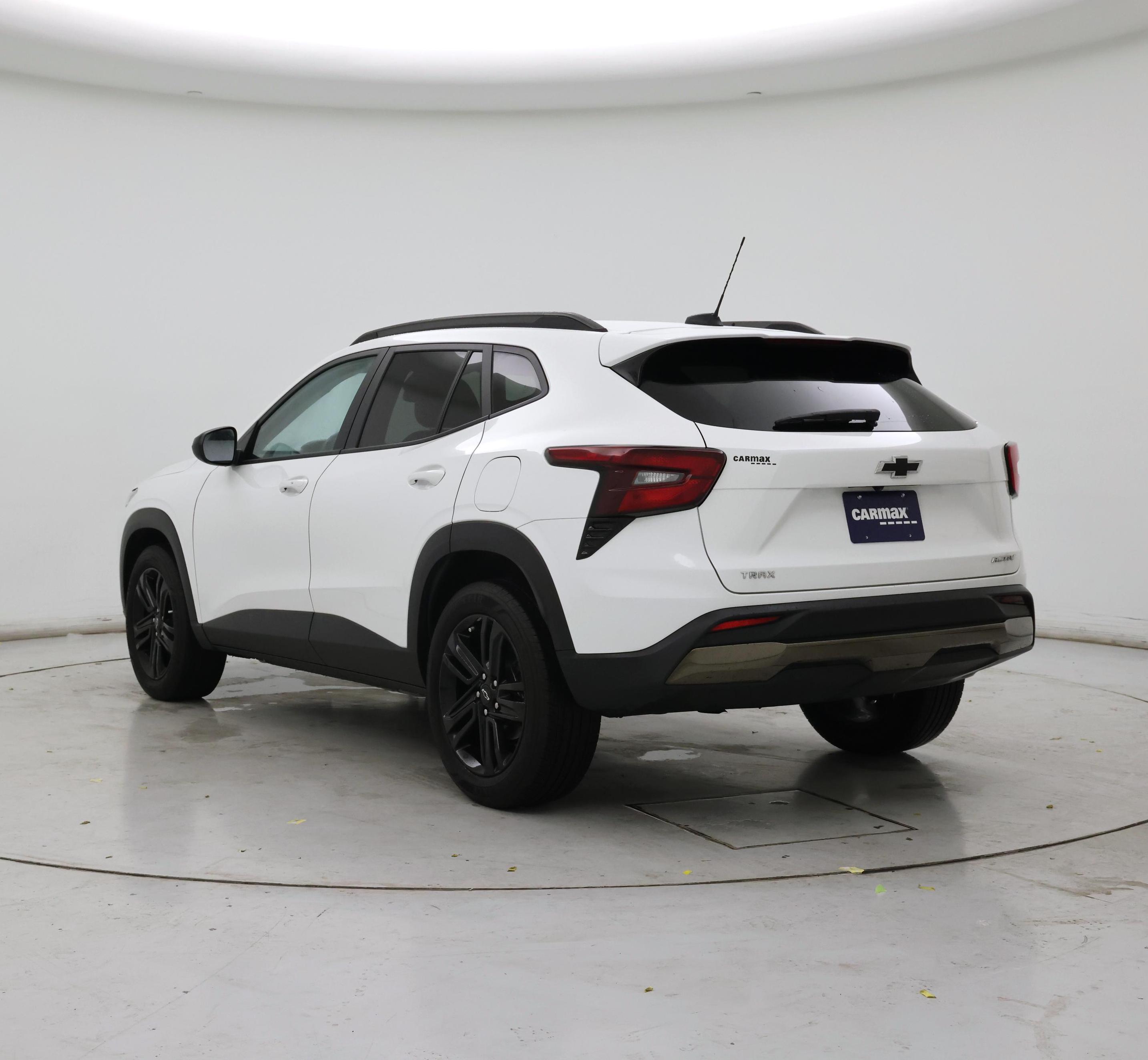 Thumbnail: 2025 Chevrolet Trax - 2