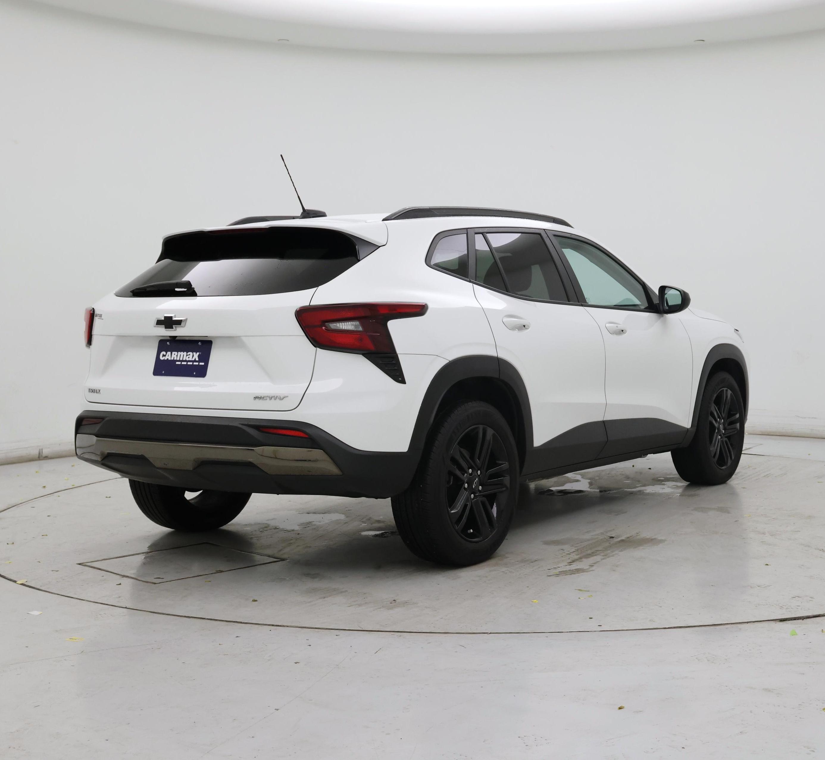 Thumbnail: 2025 Chevrolet Trax - 8