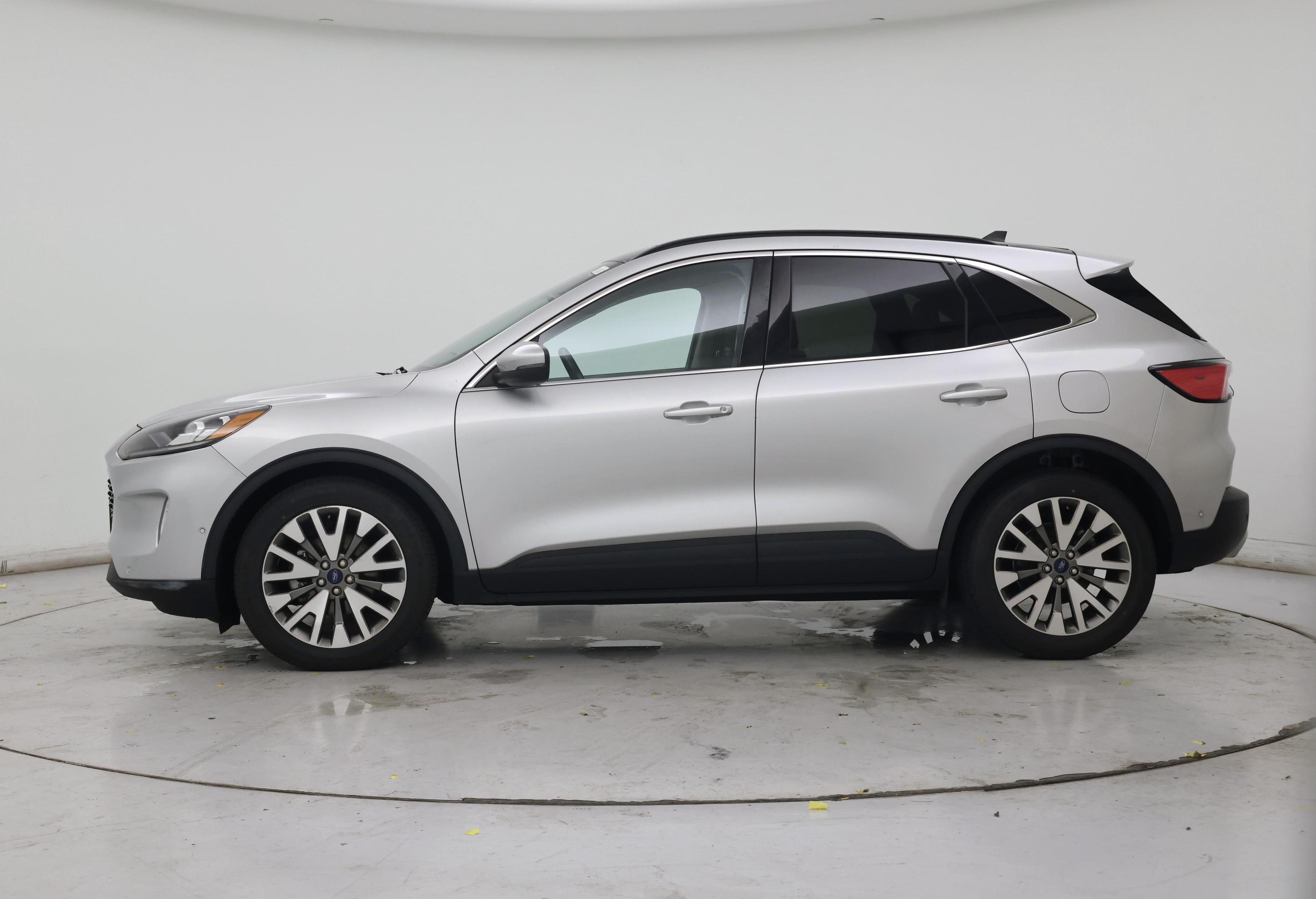 Thumbnail: 2020 Ford Escape - 3