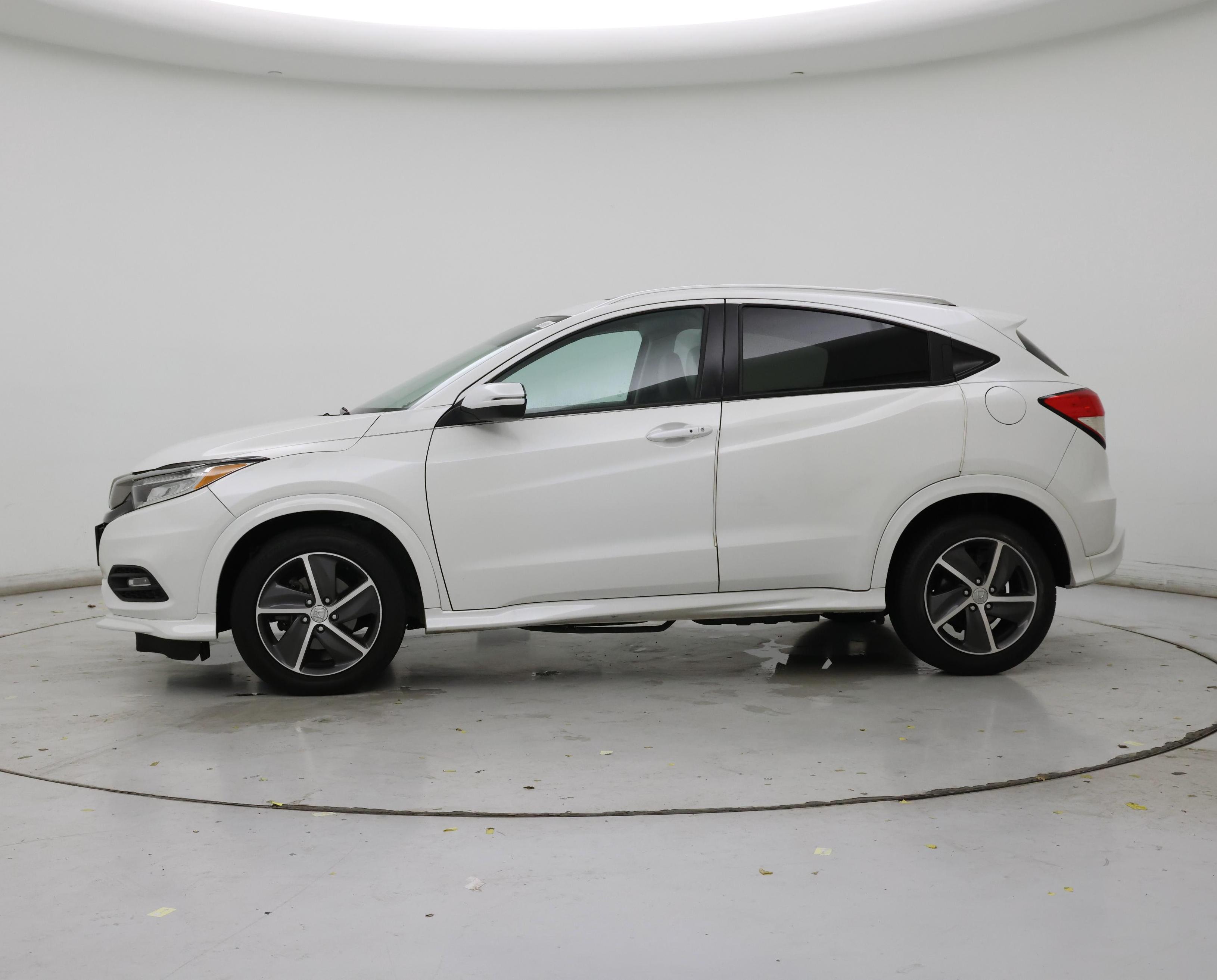 Thumbnail: 2019 Honda HR-V - 3