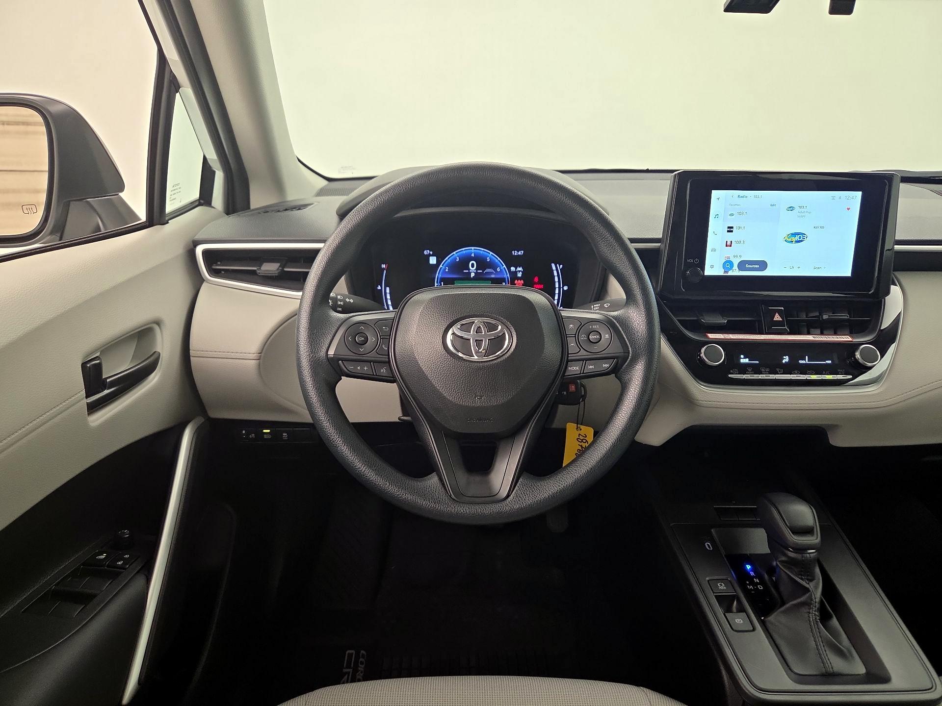 Thumbnail: 2026 Toyota Corolla Cross - 10